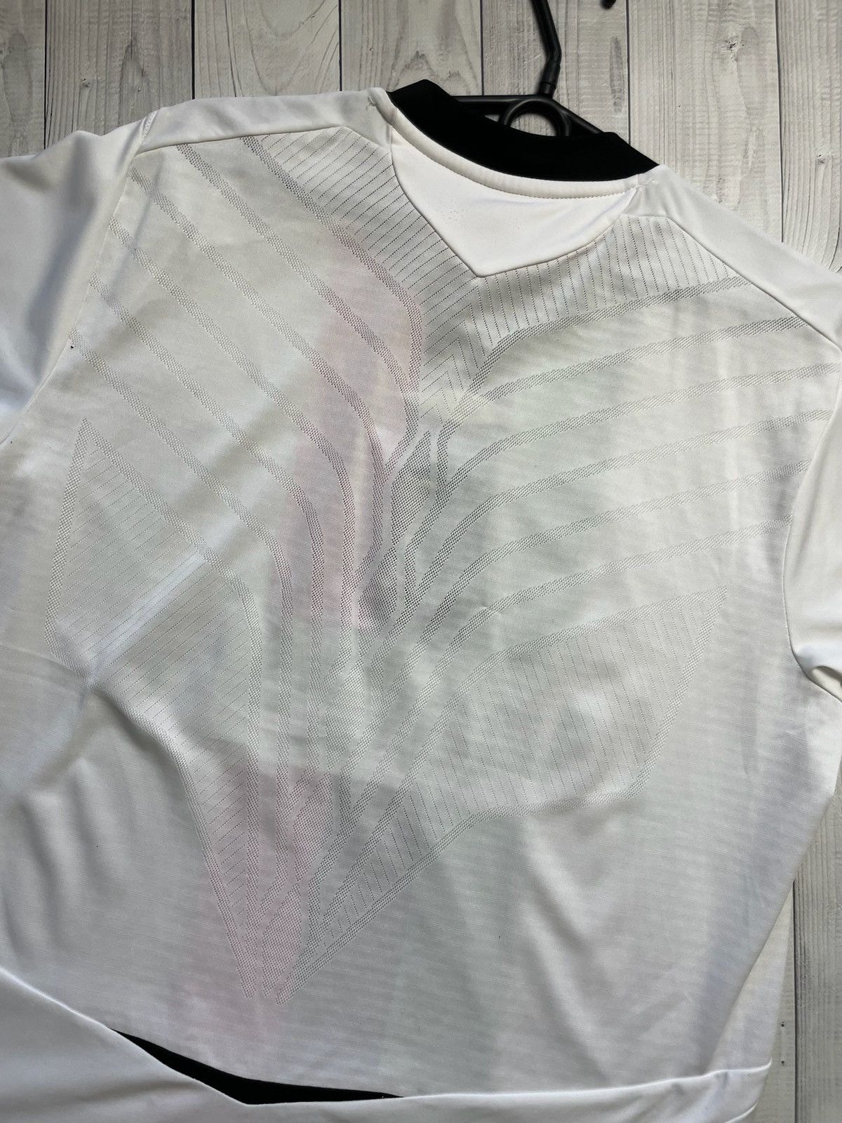 Vintage Vintage Umbro Soccer Jersey Glentoran rare size L away Size US L / EU 52-54 / 3 - 5 Thumbnail