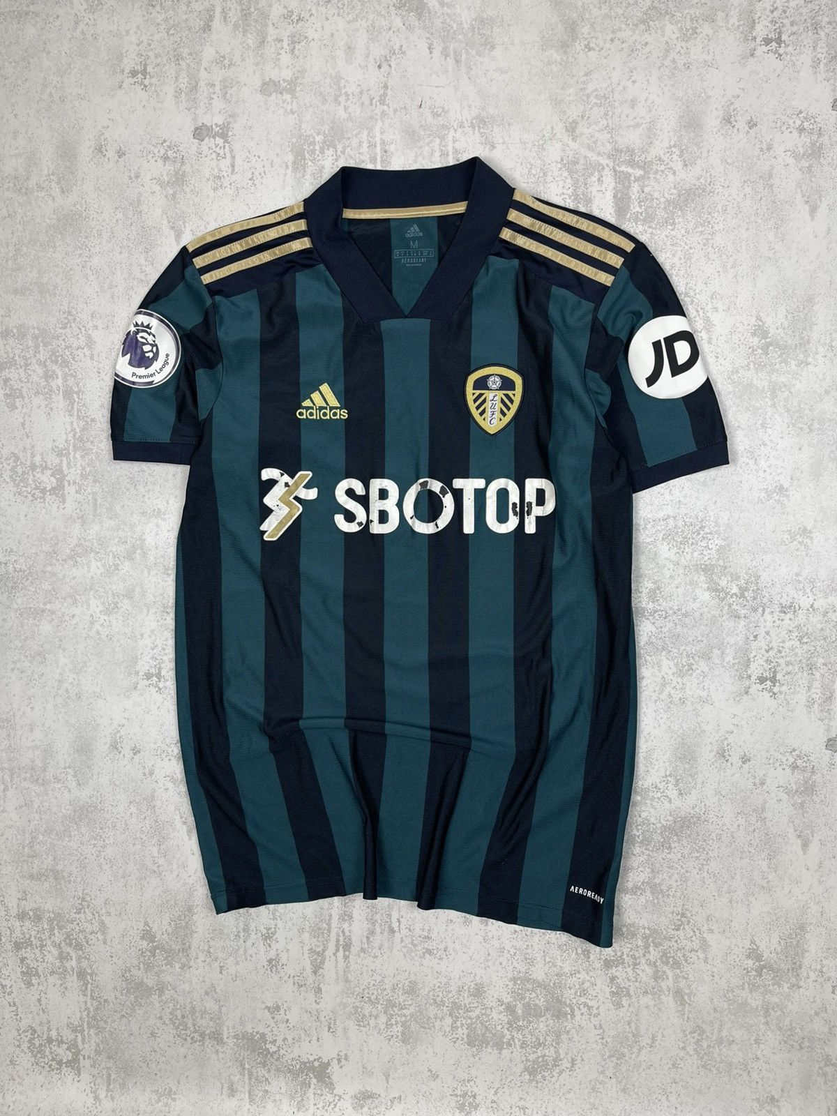 Adidas 2020/21 Leeds United Away Jersey — Bold Striped Adidas Kit Size US M / EU 48-50 / 2 - 1 Thumbnail