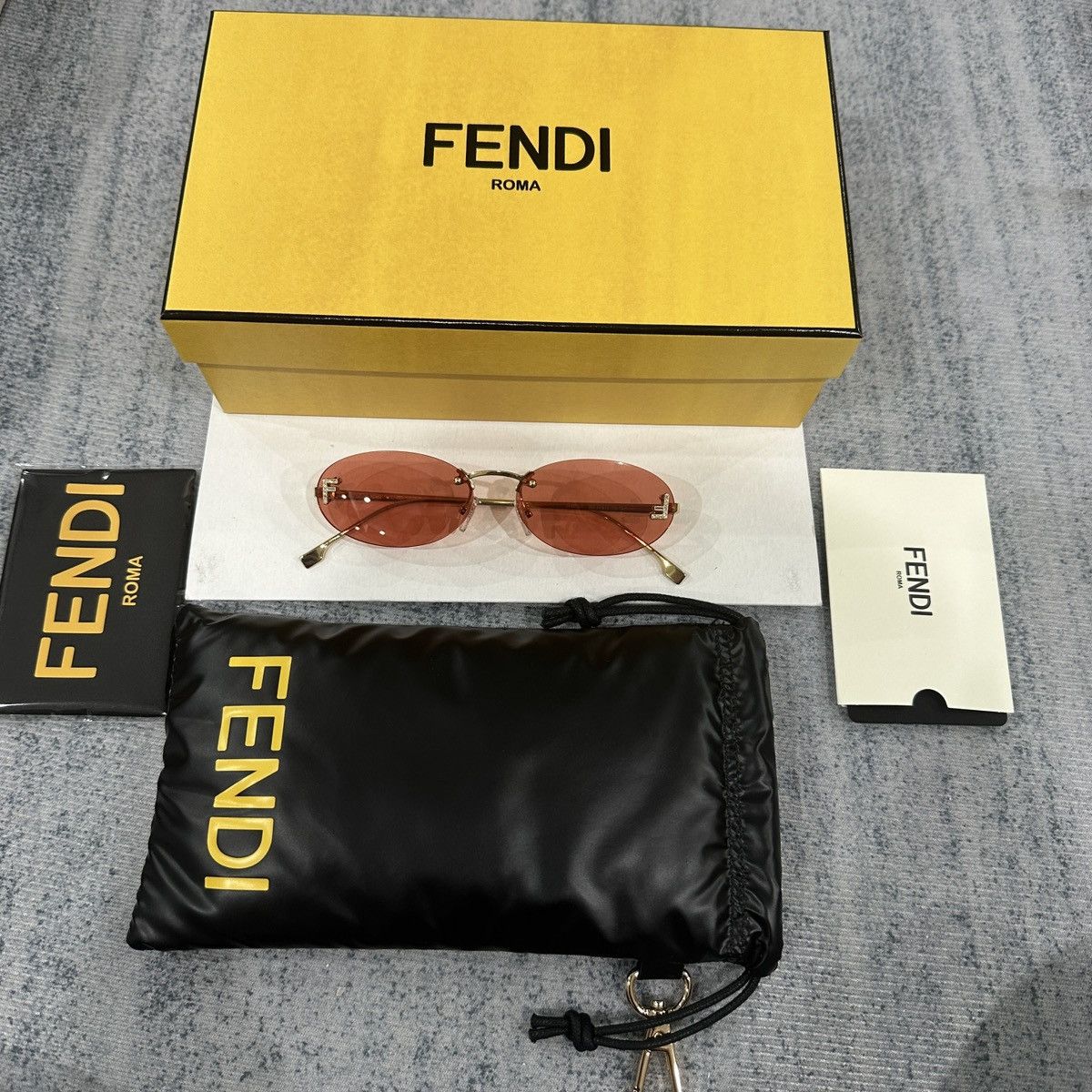 Fendi FENDI FE4075US 30S SUNGLASSES Size ONE SIZE - 2 Thumbnail