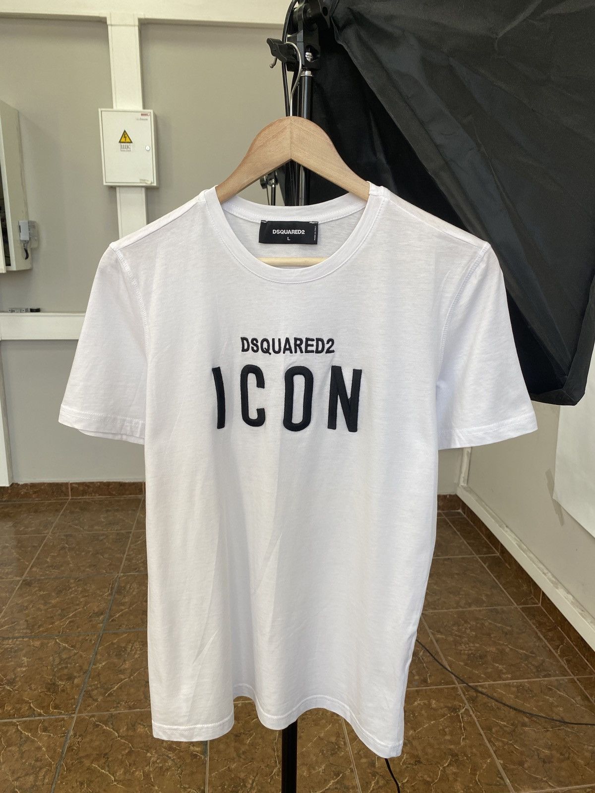Dsquared2 Dsquared2 big logo Y2K t-shirt Size US M / EU 48-50 / 2 - 1 Thumbnail