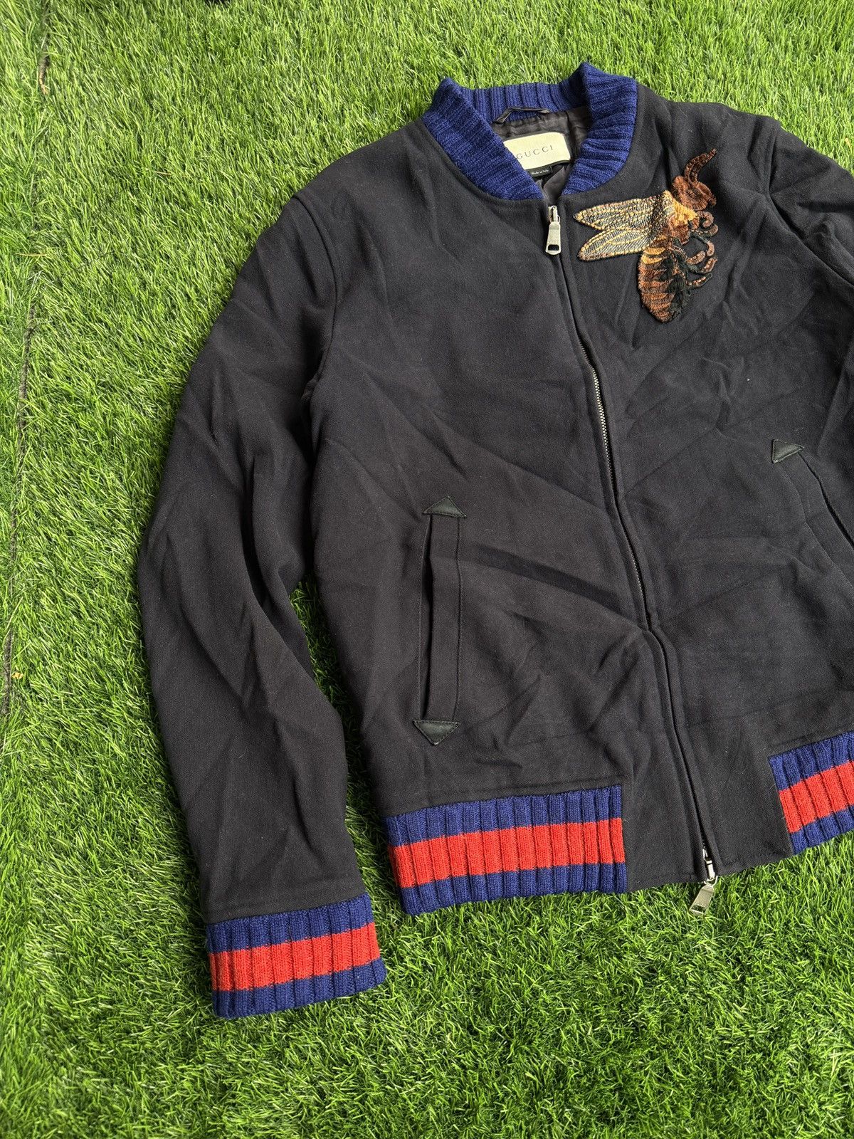 Gucci Bee embroidered wool Bomper Size US L / EU 52-54 / 3 - 4 Thumbnail