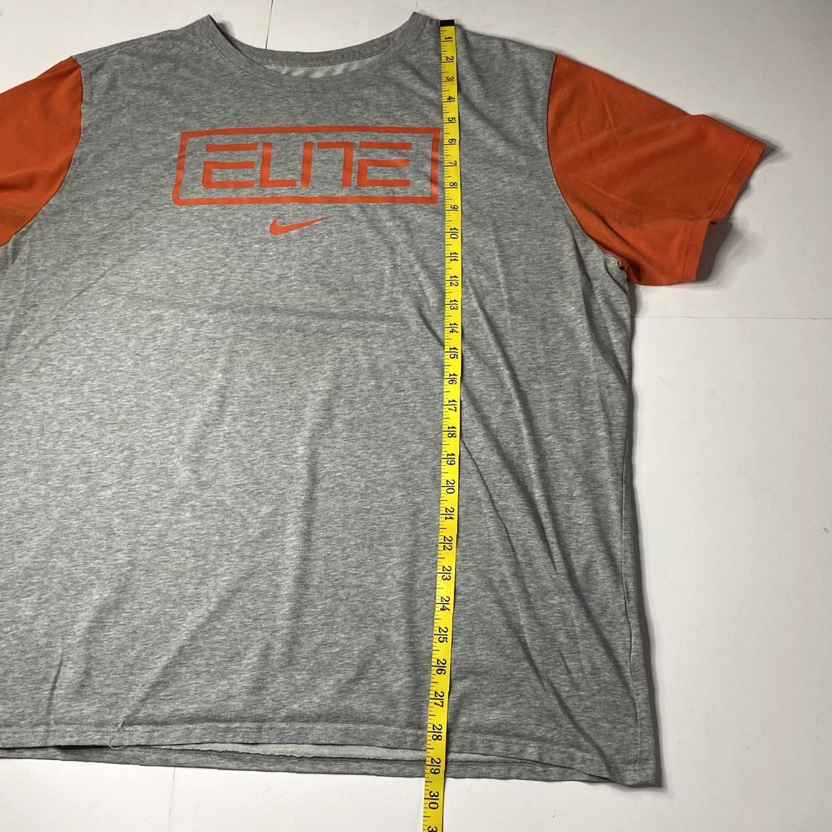 Nike VINTAGE Nike Elite Dri-Fit T-Shirt Tee Men’s Gray Orange Short Sleeve XXL TTG EEG Size US XXL / EU 58 / 5 - 6 Thumbnail