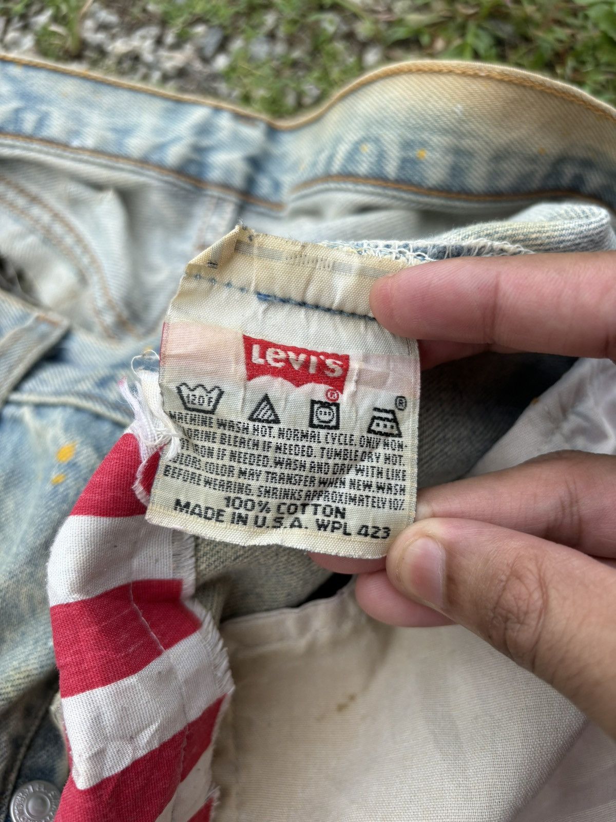 Levi's 🔥LEVIS 501🇺🇸 MADE IN USA THRASHED DISTRESS RIPPED DENIM Size US 36 / EU 52 - 9 Thumbnail