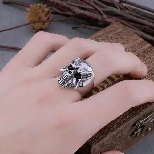 VIBE Samurai Skull Ring Ring Size 8 9 10 11 12 Size ONE SIZE - 4 Thumbnail