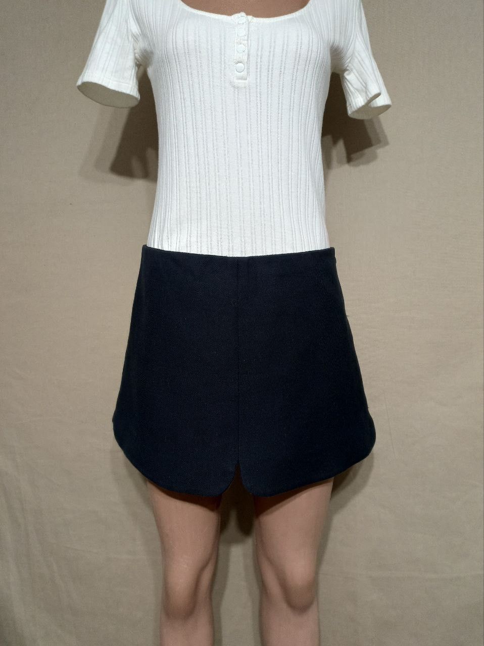 Miu Miu MIU MIU by Prada Cotton Black Mini Skirt Size EU 40 Size 27" / US 4 / IT 40 - 2 Thumbnail