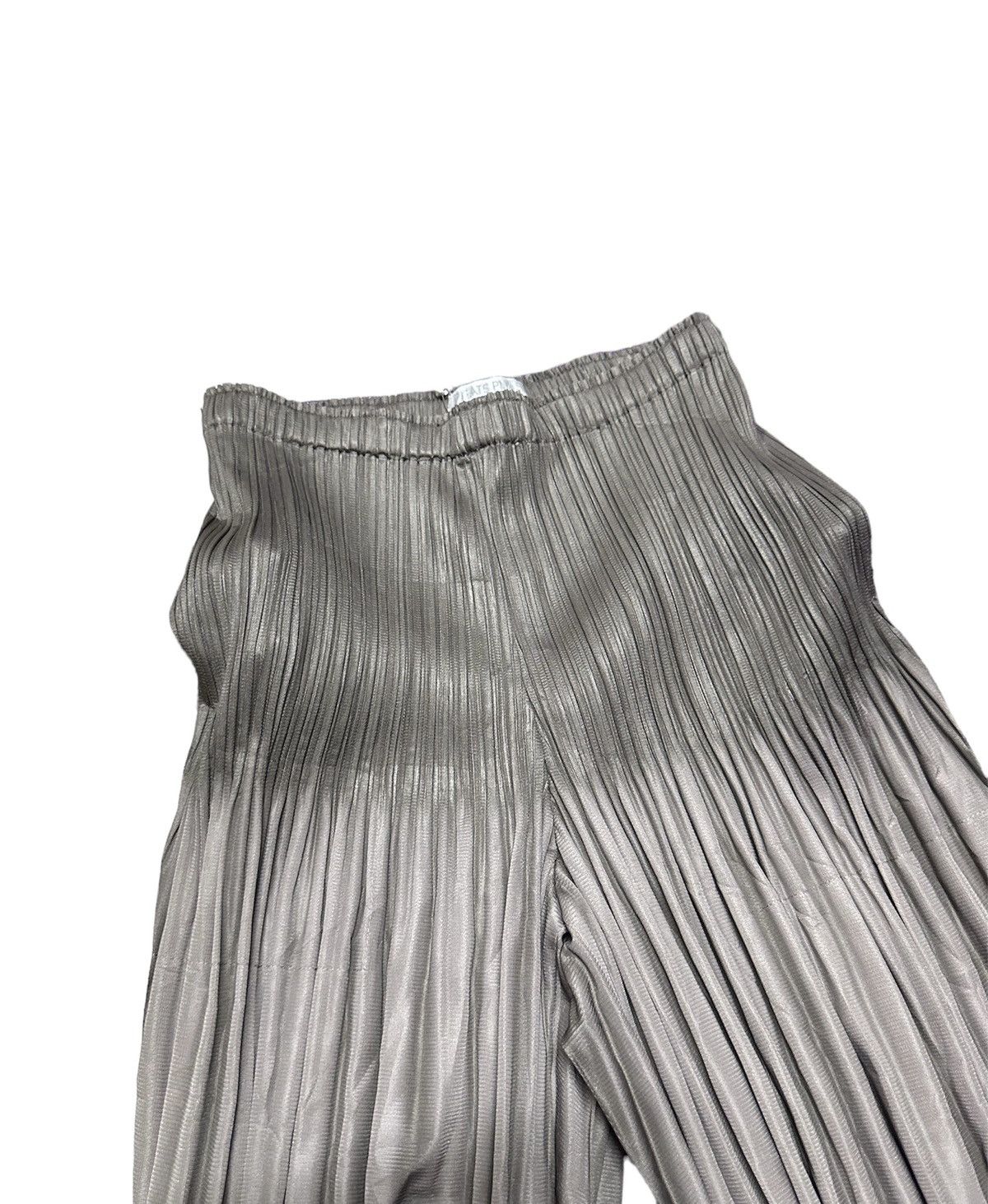 Pleats Please Issey Miyake Pleats Please by issey miyake pluffy pants Size 24" / US 00 / IT 34 - 4 Thumbnail