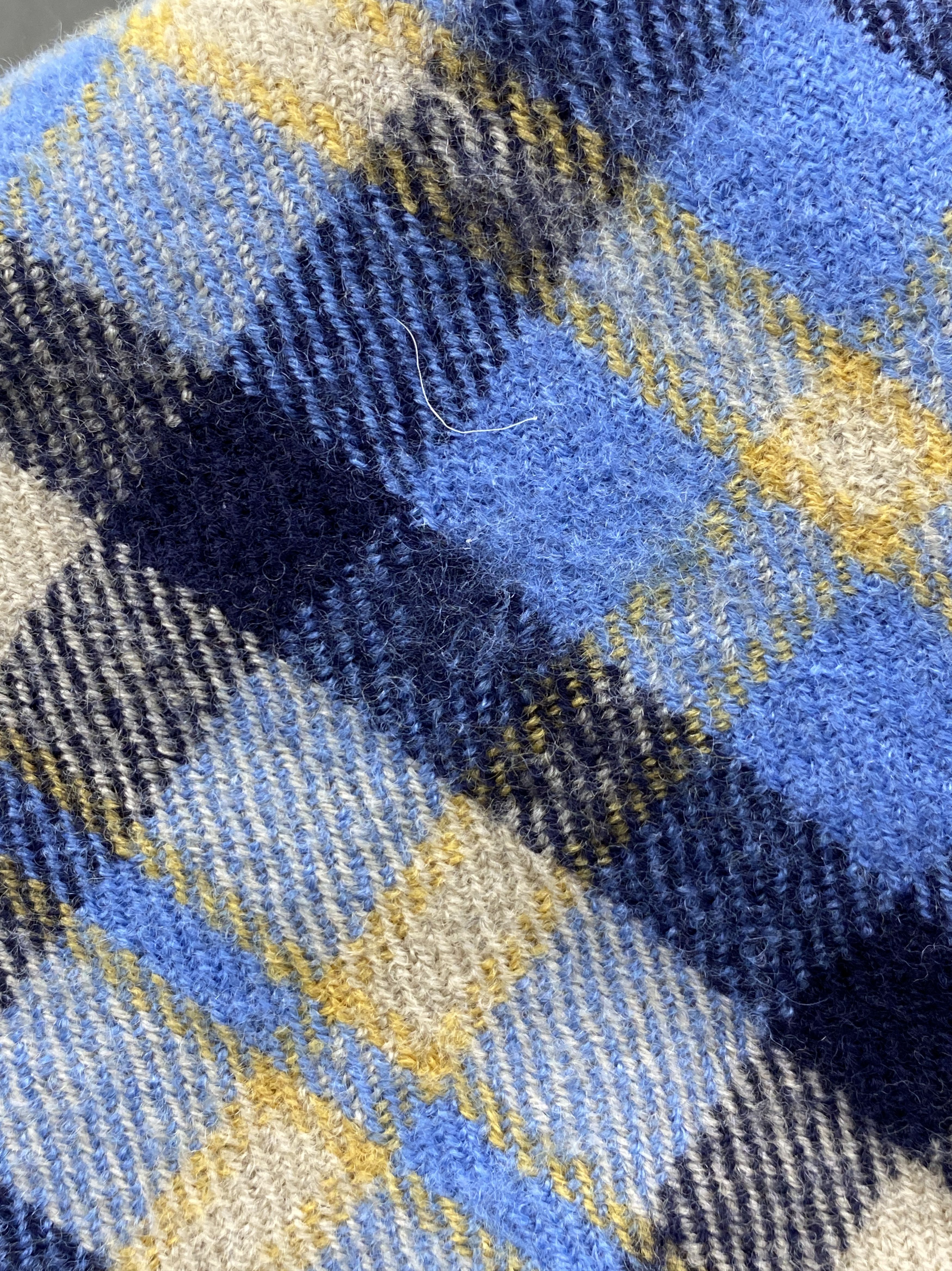 Champion Vintage Champion Scarf Muffler Wool Neckwear SC0304 Size ONE SIZE - 10 Thumbnail