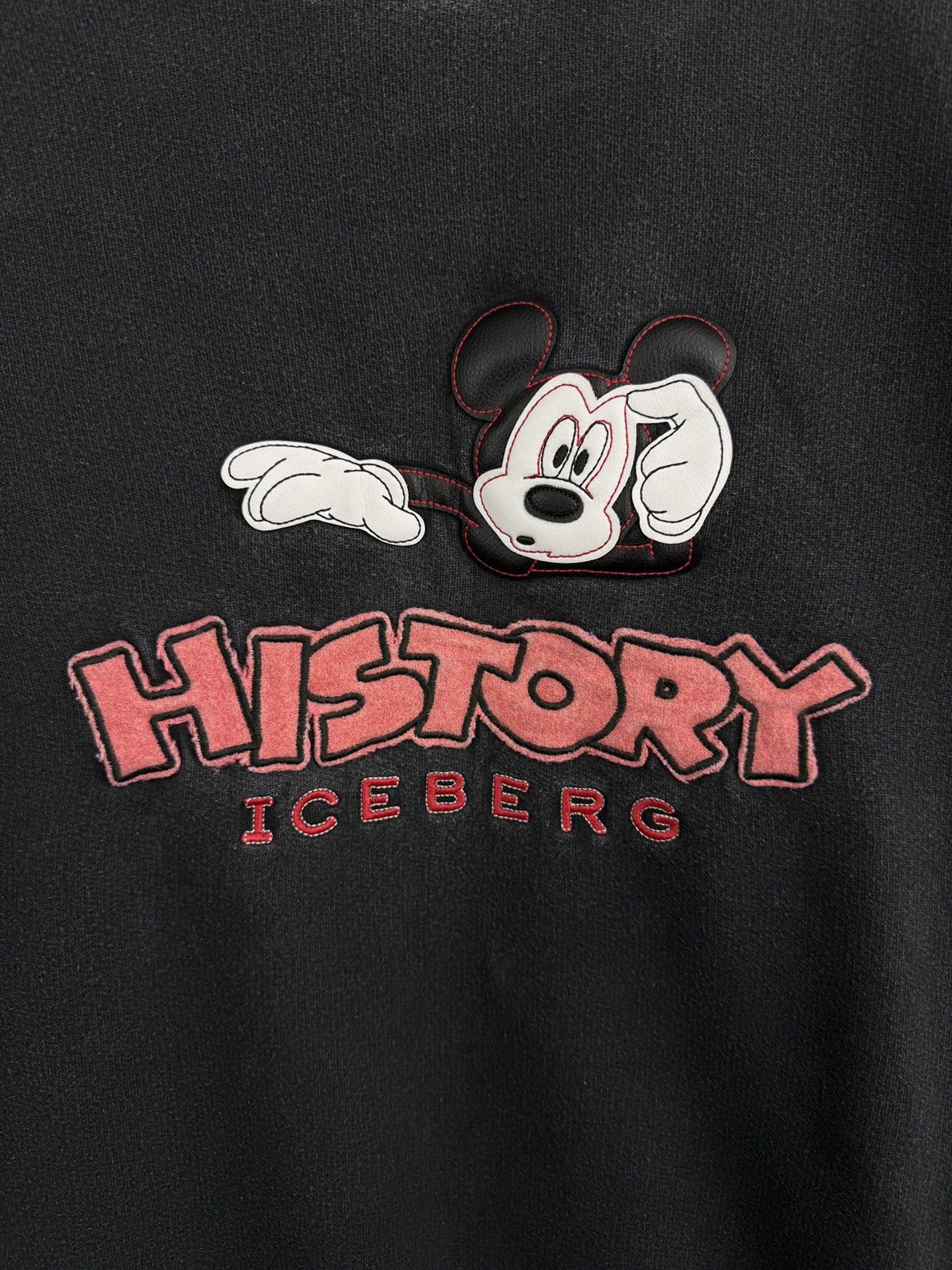Iceberg 🇮🇹 Vintage 2003 Iceberg History Mickey Mouse Sweatshirt Italy Size US M / EU 48-50 / 2 - 4 Thumbnail