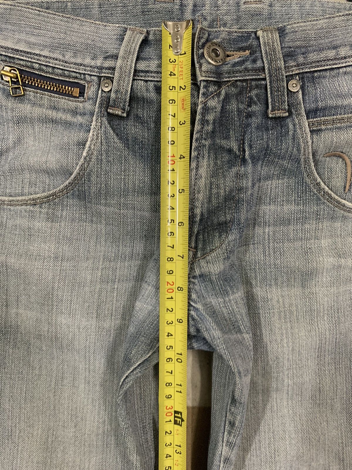 Undercover × Uniqlo Vintage Japanese Back Number Buckle Back Punk Style Jeans Size US 30 / EU 46 - 21 Thumbnail