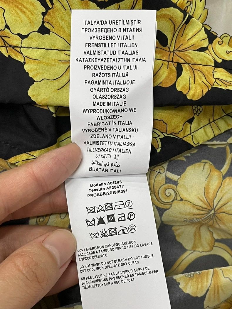 Versace Versace Printed letter hooded coat Size L / US 10 / IT 46 - 7 Thumbnail