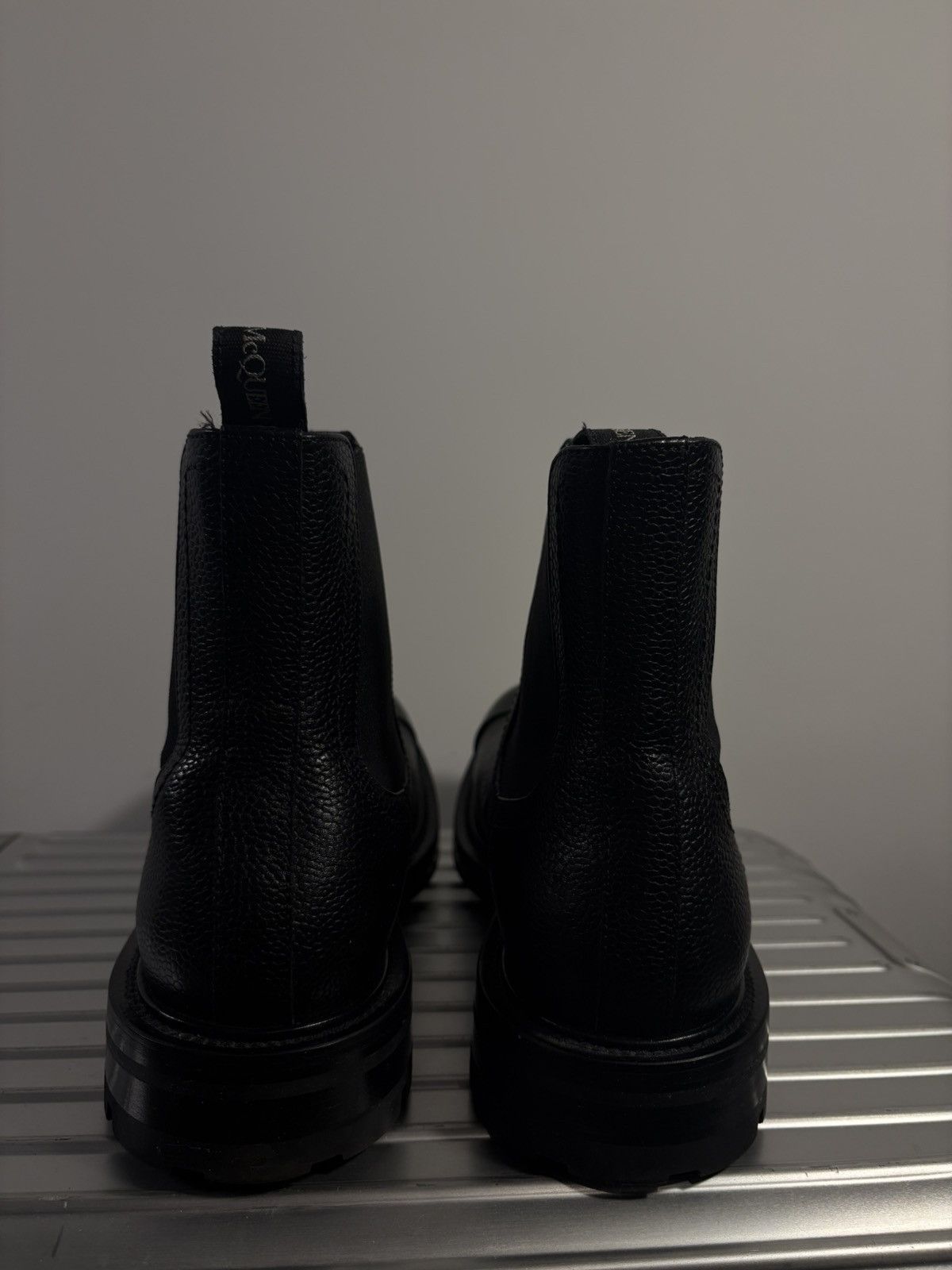 Alexander McQueen Alexander McQueen Grained Chelsea Boots Coated Leather Shell Size US 9 / EU 42 - 4 Thumbnail