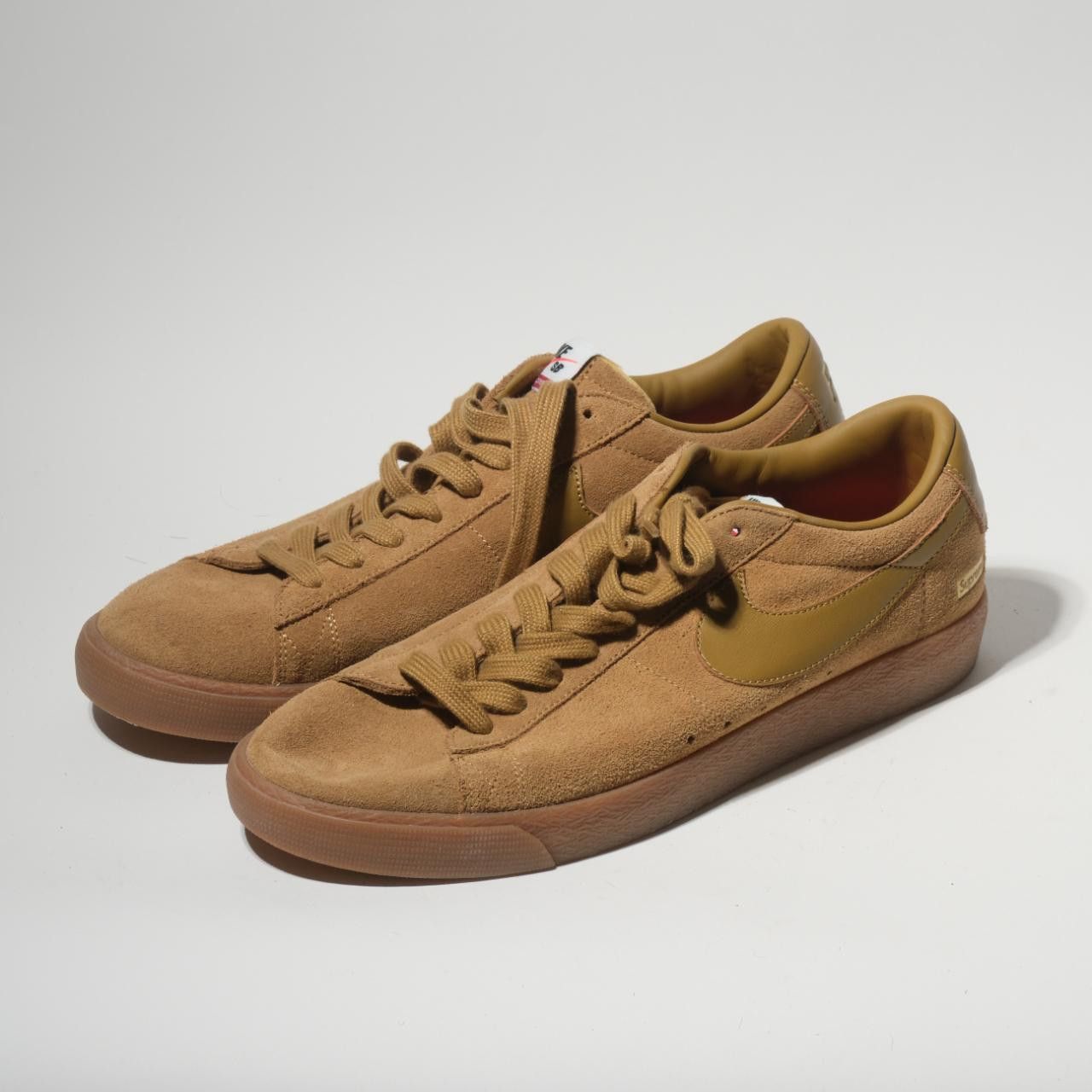 Nike × Supreme Supreme x Nike SB Blazer Low GT 'Golden Beige' 2016 Size US 12 / EU 45 - 2 Thumbnail