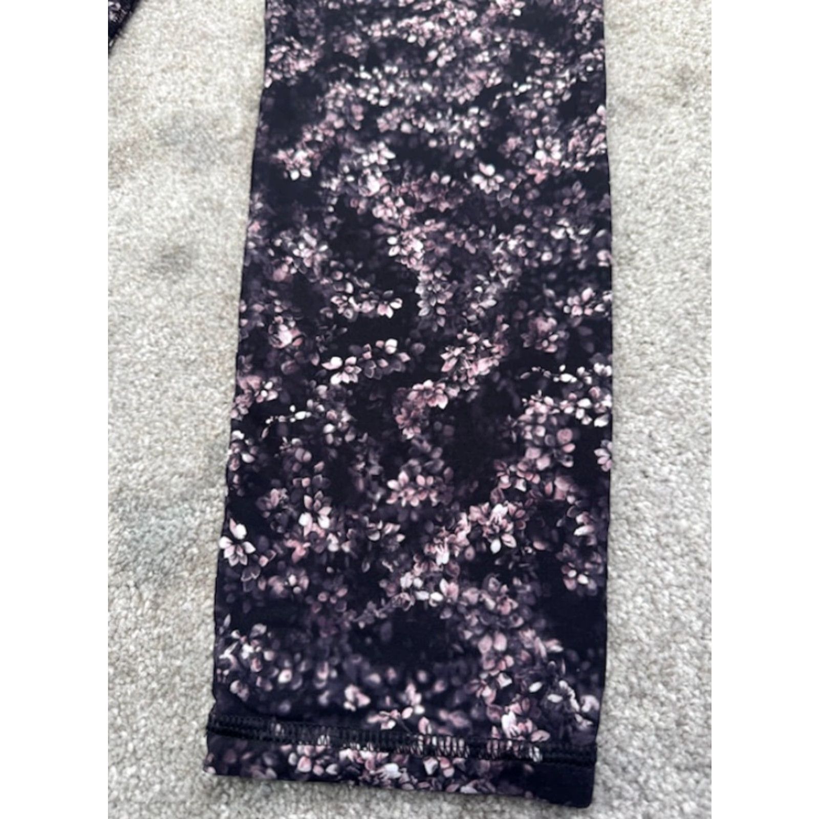 Vintage Calia by Carrie Underwood Leggings Women's Large Floral Pocket CALIA Leggings Black Floral 90s? 6277 Size 36" / US 14 / IT 50 - 3 Thumbnail