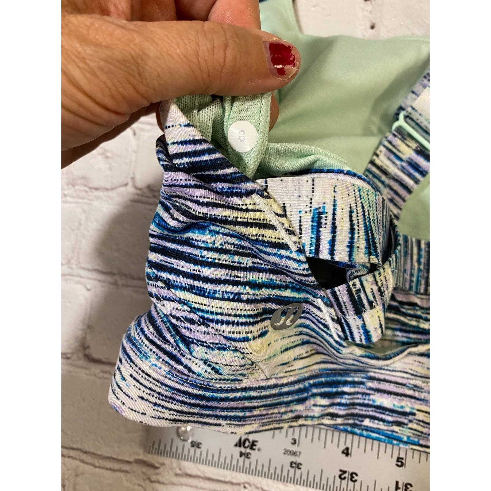 Lululemon lululemon sports bra size 8 Size ONE SIZE - 5 Thumbnail