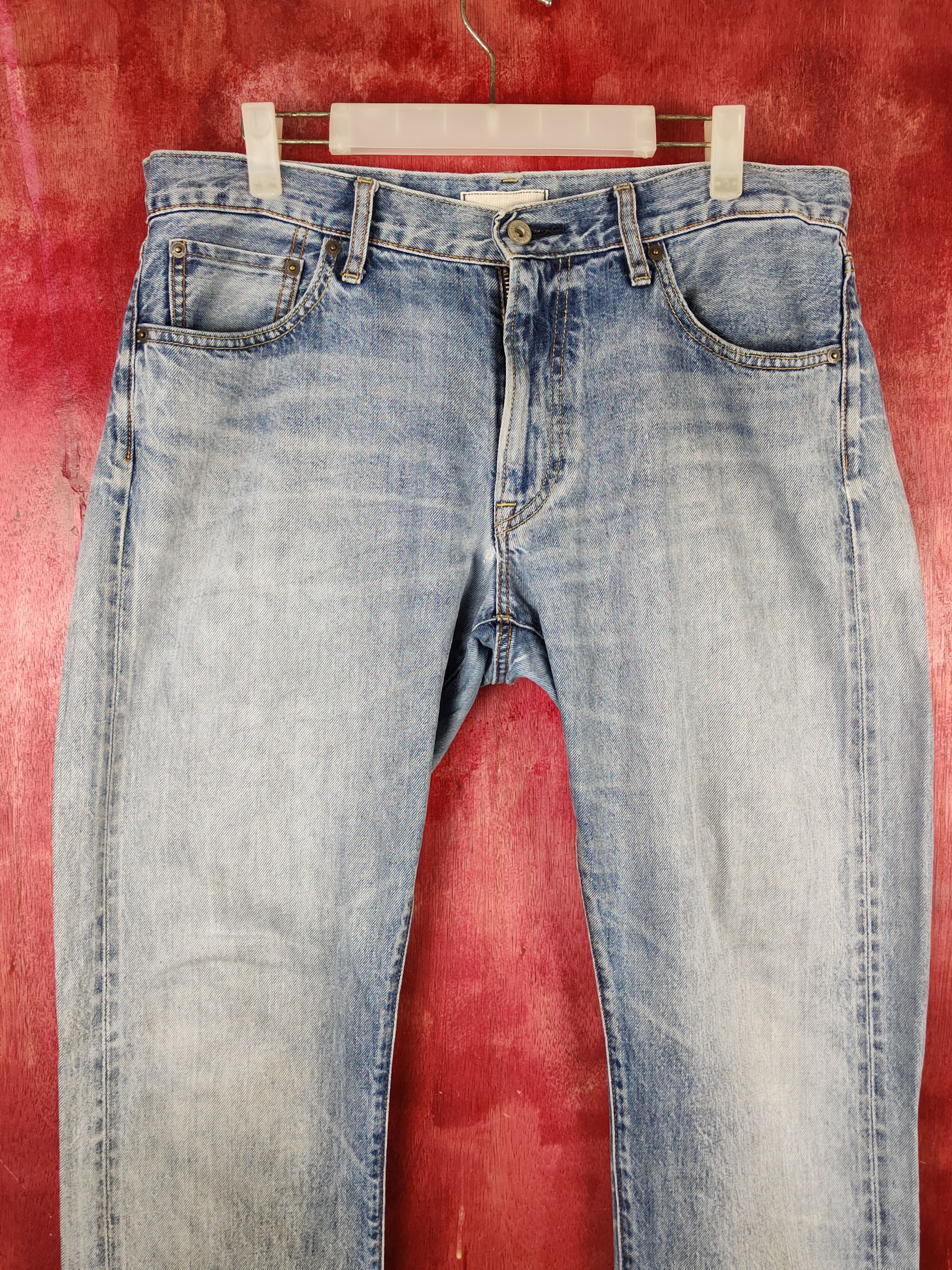 Japanese Brand Uniqlo Blue Faded Distressed Ripped Jeans #S1704 Size US 34 / EU 50 - 2 Thumbnail