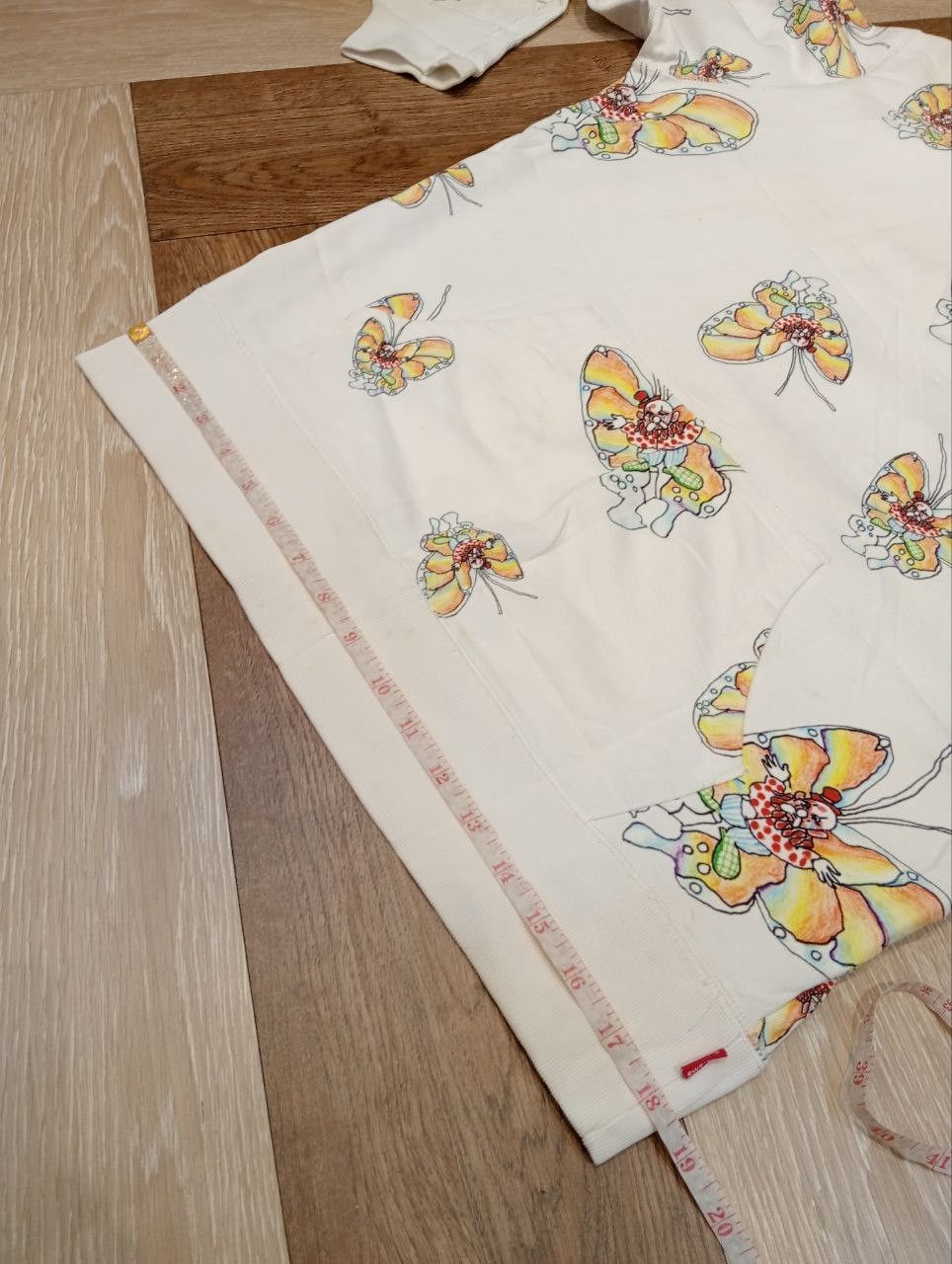 Supreme 2016 SUPREME GONZ BUTTERFLY HOODIE Size US S / EU 44-46 / 1 - 13 Thumbnail