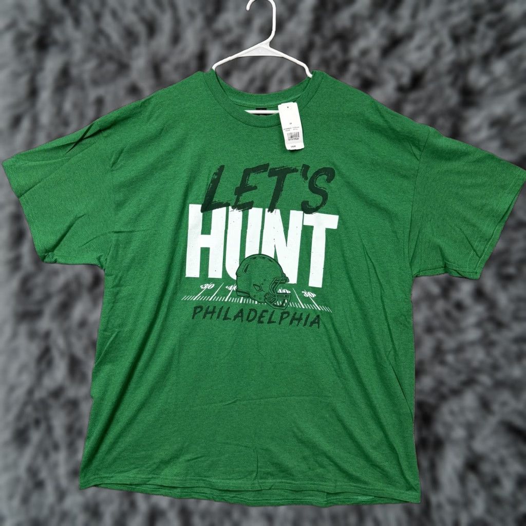 Gildan Gildan Shirt Mens 2XL Green Let's Hunt Philadelphia Football NFL Graphic Tee Shirt Size US XXL / EU 58 / 5 - 1 Thumbnail