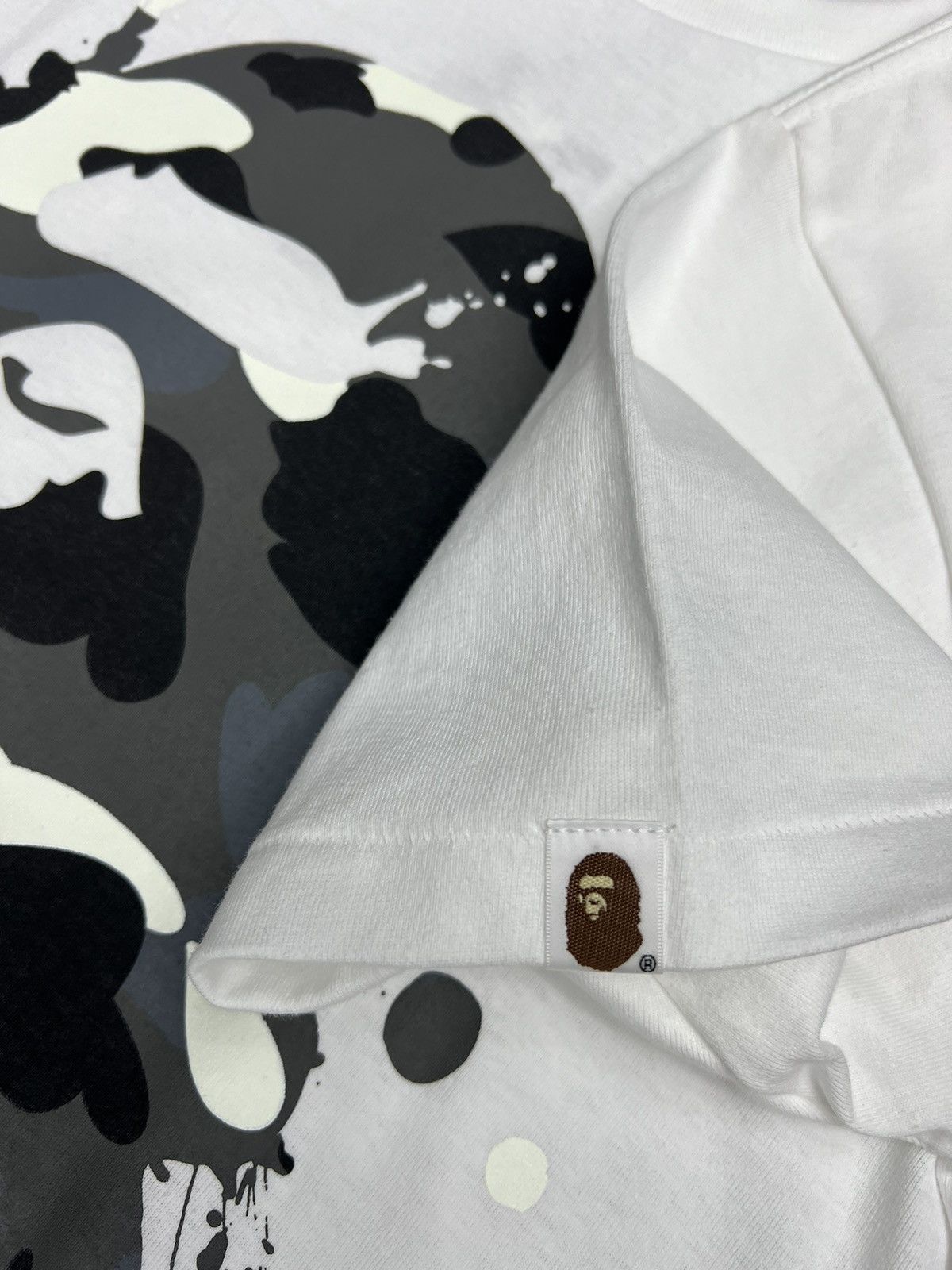 Bape Bape City Camo Painting Ape Head T-Shirt Size US S / EU 44-46 / 1 - 3 Thumbnail