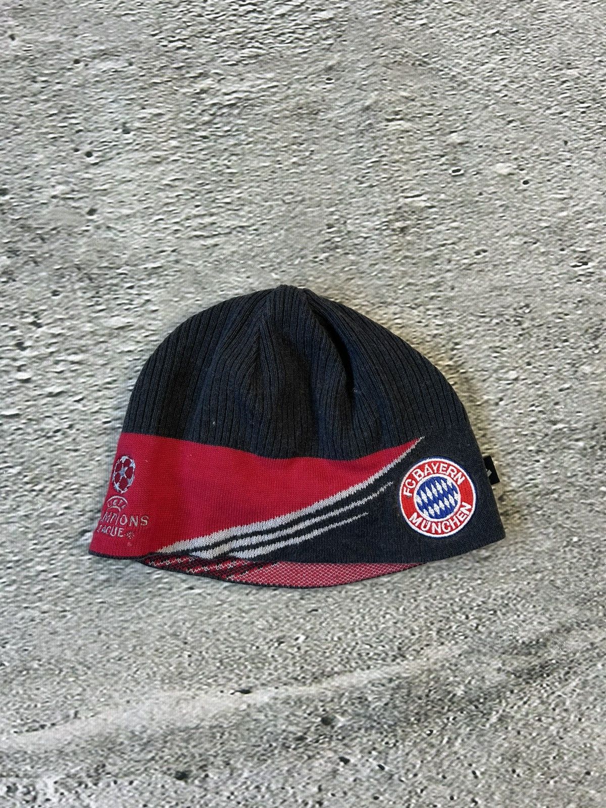 Adidas × Vintage Bayern Munich Adidas Champions League beanie vintage Size ONE SIZE - 2 Thumbnail