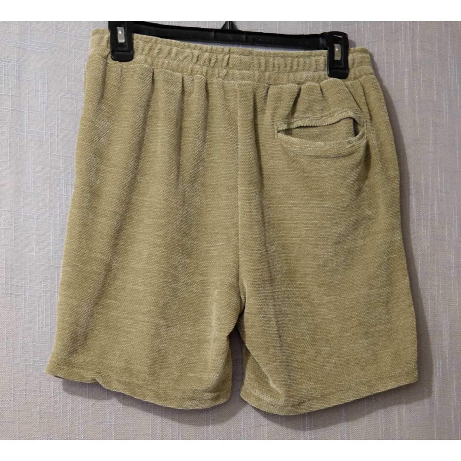 Vintage EUC Massive Luxury Sweatshorts Super Soft Green Men's S #H88-43 Sweat Shorts Casual Regular Fit Size US 29 - 6 Thumbnail