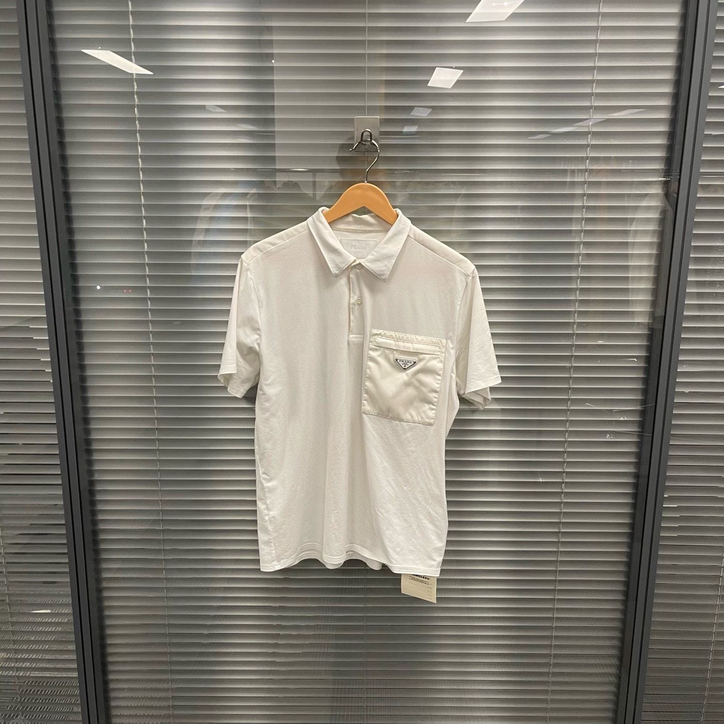 Prada Prada White Triangle Logo Pocket Polo Shirt Size US L / EU 52-54 / 3 - 1 Thumbnail