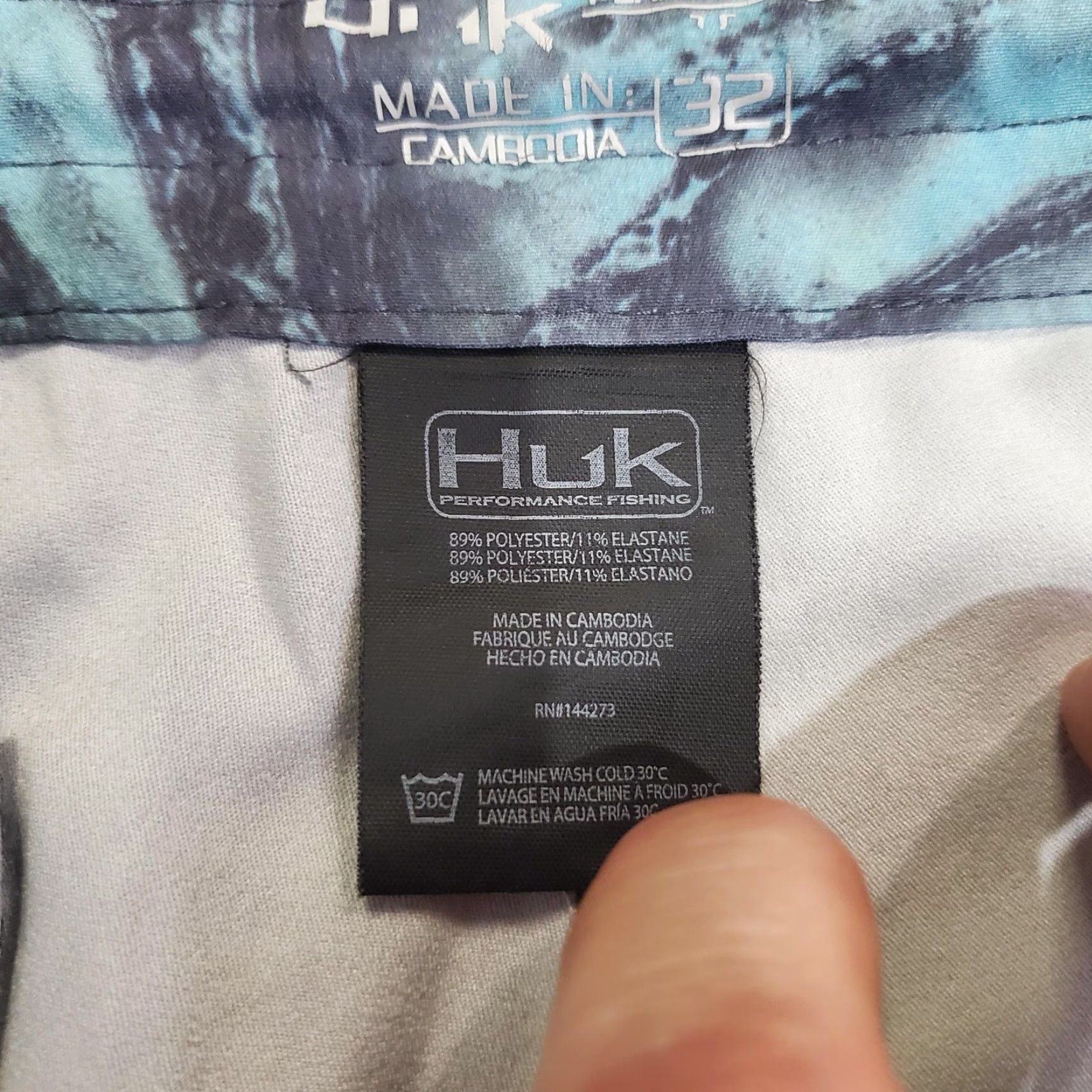 Vintage Huk Mens 32 Blue Performance Fishing Short 8 Inseam Stretch Chino Shorts with Pockets - Geometric Print, Flat Front, Regular Inseam Size US 32 / EU 48 - 6 Thumbnail