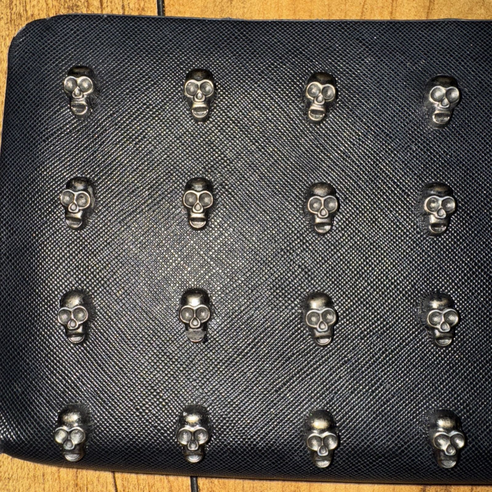 Goth Money × Thomas Wylde × Vintage Thomas Wylde Black Silver Skull Embellished Clutch Handbag Size ONE SIZE - 3 Thumbnail