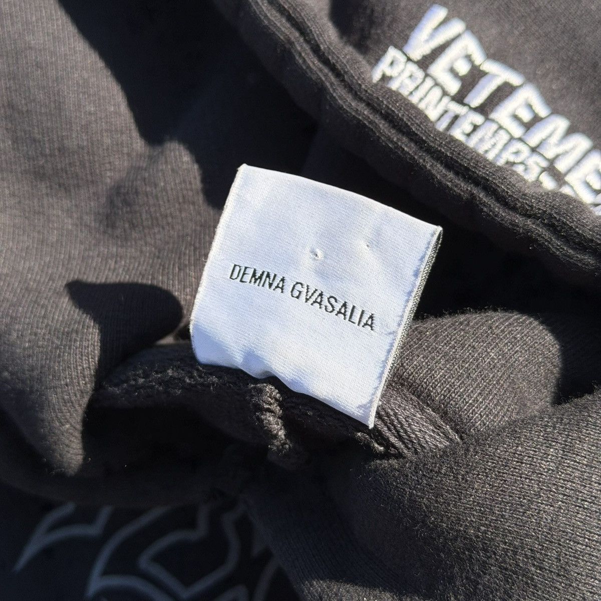 Vetements AW16 Vetements Reconstructed Metal Hoodie Size US L / EU 52-54 / 3 - 4 Thumbnail
