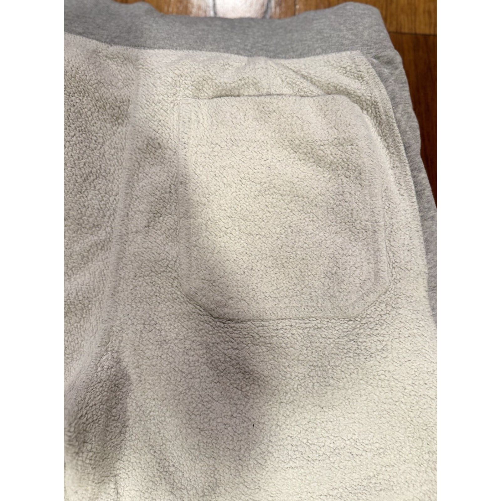 Helmut Lang VINTAGE Helmut Lang Women’s Grey and White (Vapor Heather) Shorts Size S 2021 Gray/White Cotton Sweat Pocketed Size 28" / US 6 / IT 42 - 6 Thumbnail
