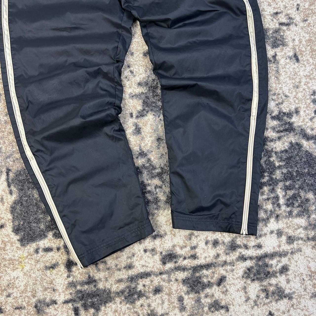 Nike Nike Swoosh Vintage Y2K Baggy Parachute Track Pants Size US 34 / EU 50 - 4 Thumbnail