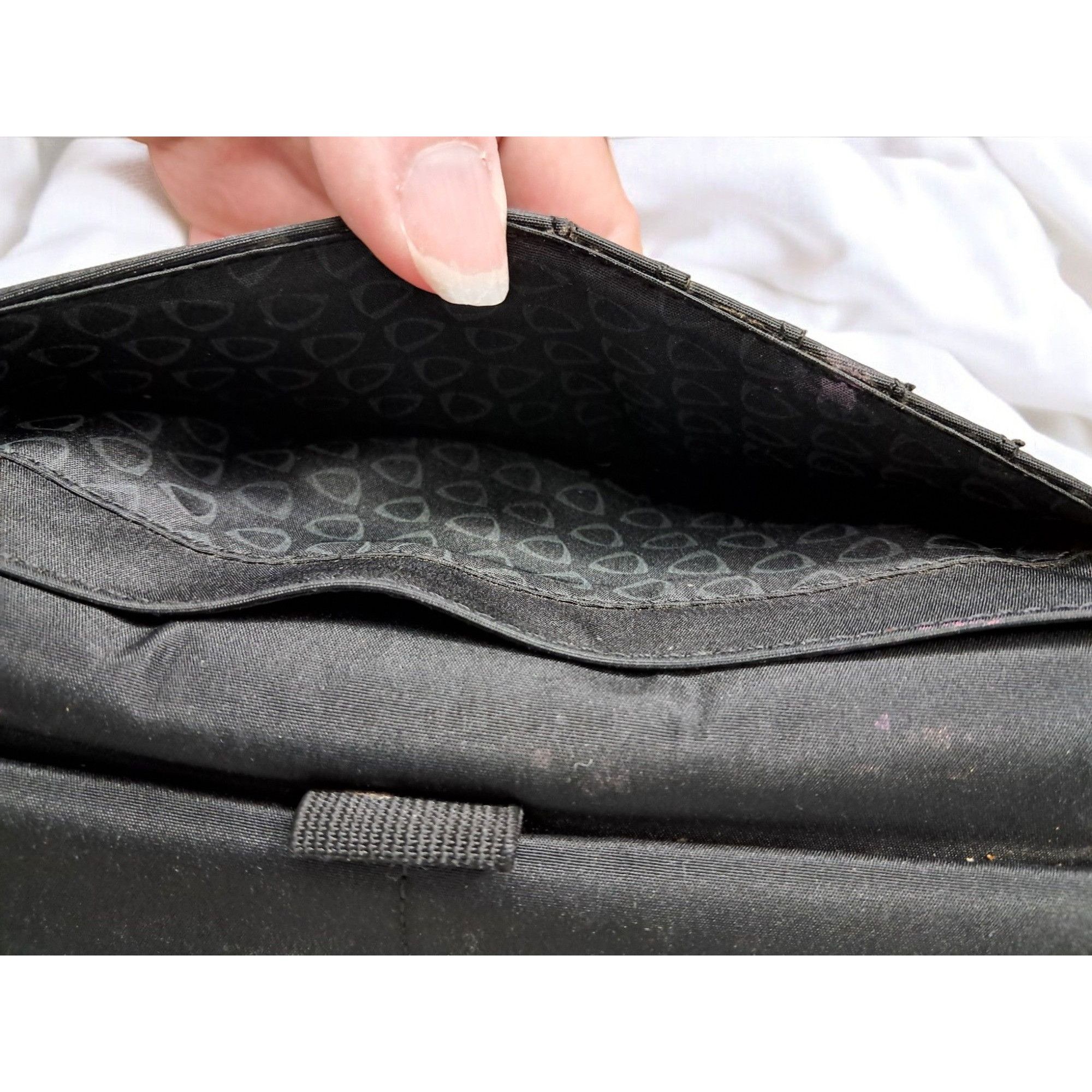 Other Liz Claiborne Black Leather Tri- Fold Check Book Style Walle Size ONE SIZE - 9 Thumbnail