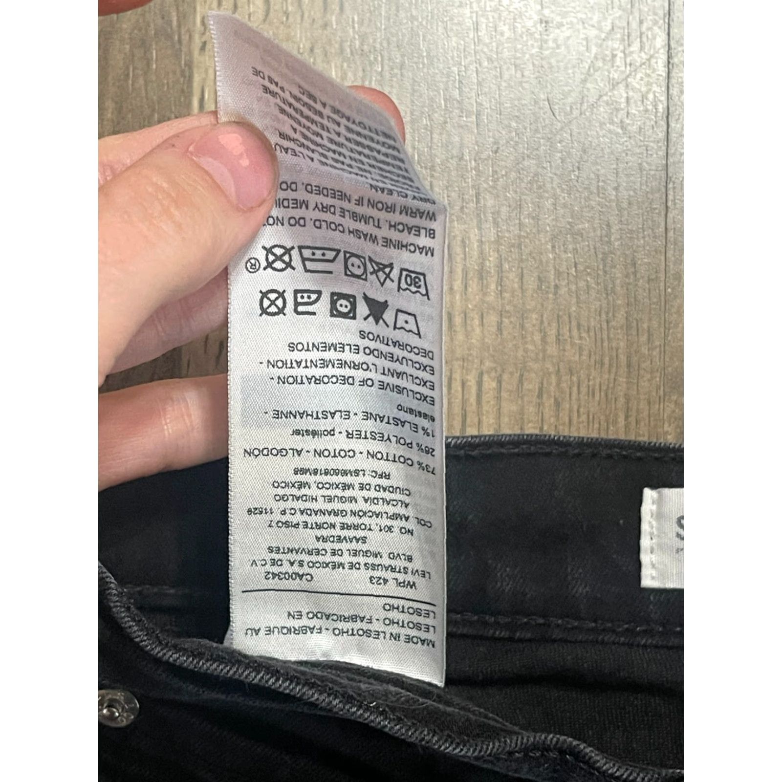 Levi's Levi's Jeans, Women, 28/30, Black, Denim, S37 Slim, Straight Leg, Regular, 27.5 Inseam, Fall, Spring, Summer, 28, Slimming, Jeans, Womens, Free Return Size 28" / US 6 / IT 42 - 5 Thumbnail