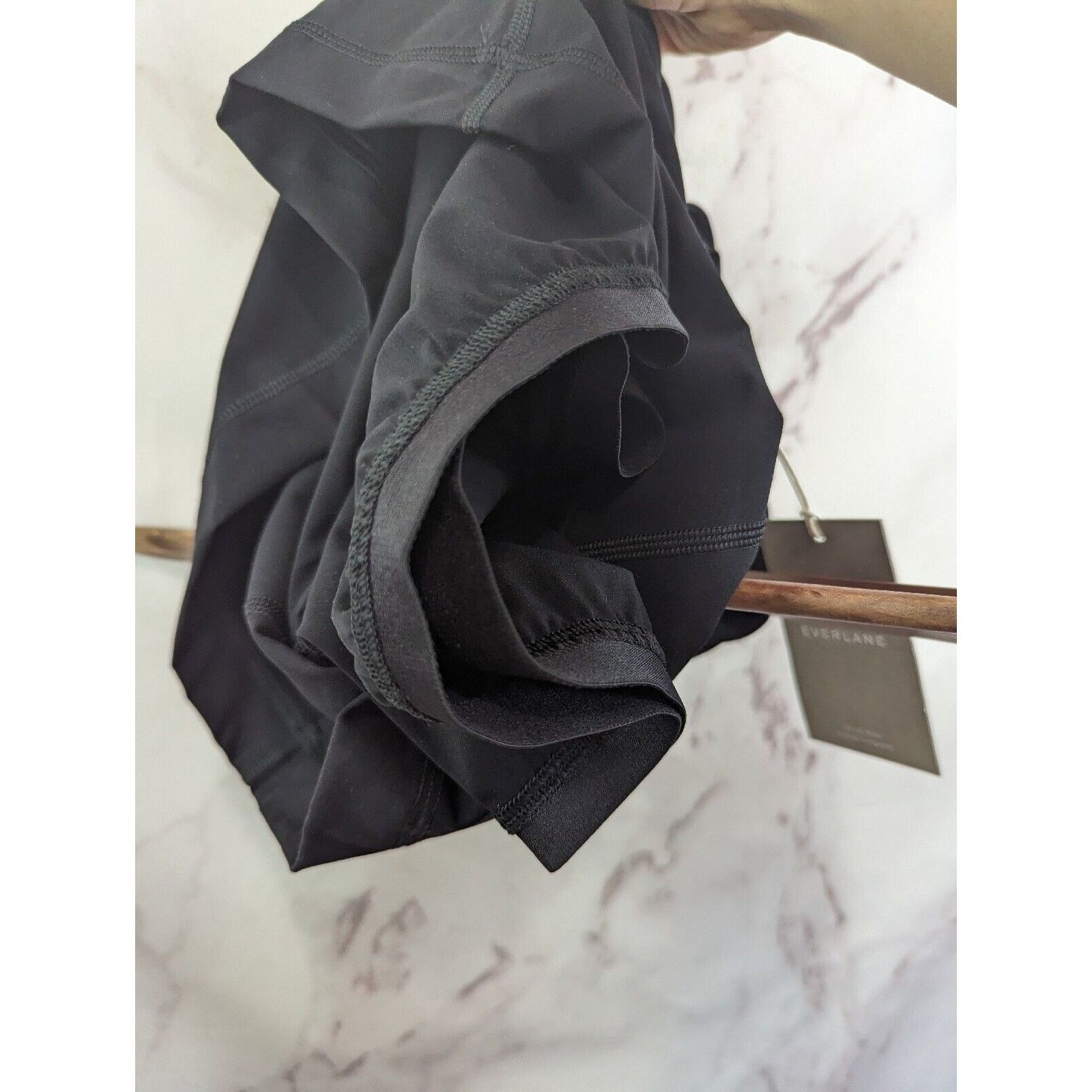 Everlane Everlane Tank Top Womens Small Black Crop The Perform Bra Size S / US 4 / IT 40 - 8 Thumbnail