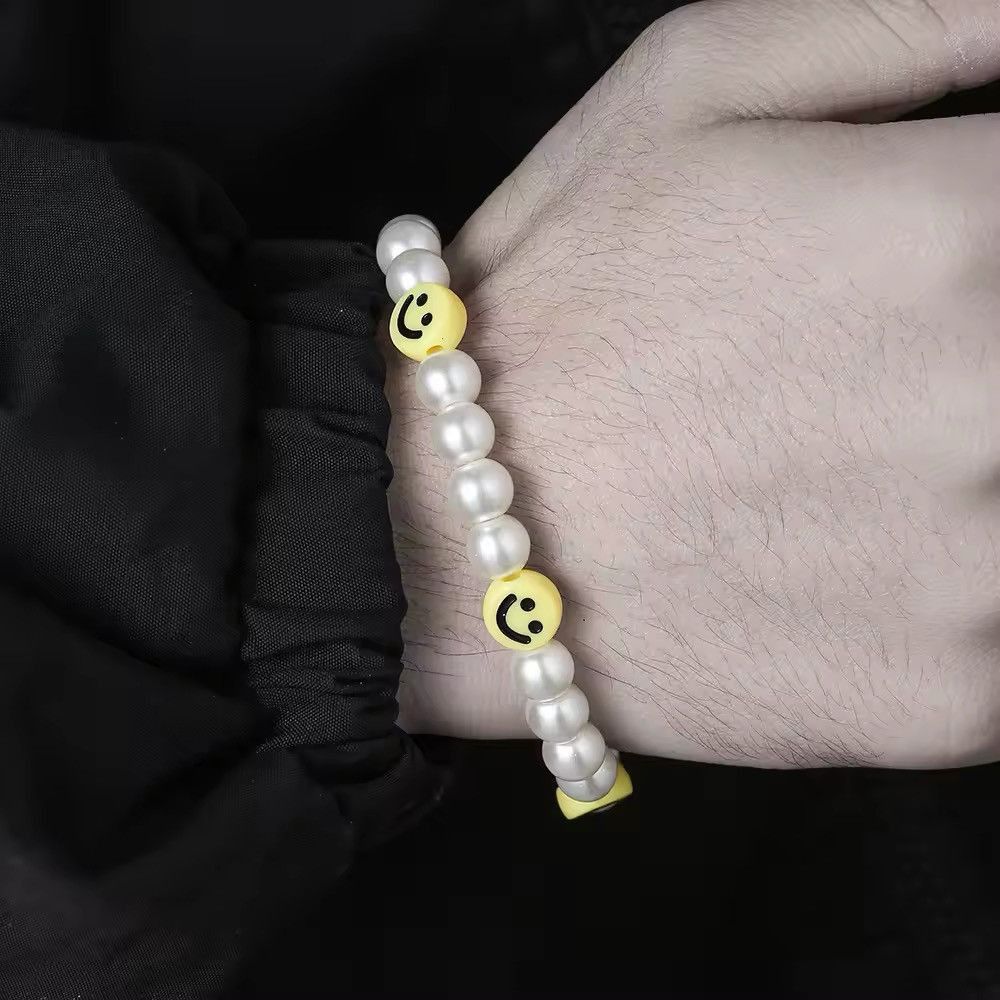 Jewelry Smiling Face Bead Bracelets Size ONE SIZE - 1 Thumbnail