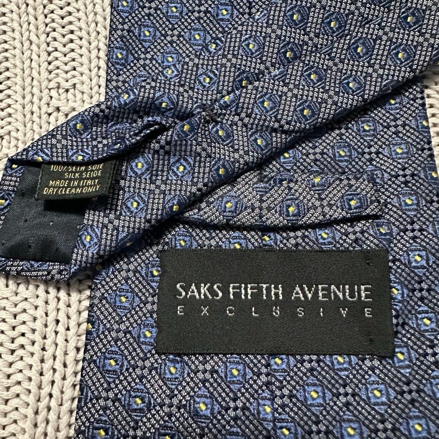 Saks Fifth Avenue Saks Fifth Avenue navy blue geometric Italian silk tie Size ONE SIZE - 3 Thumbnail