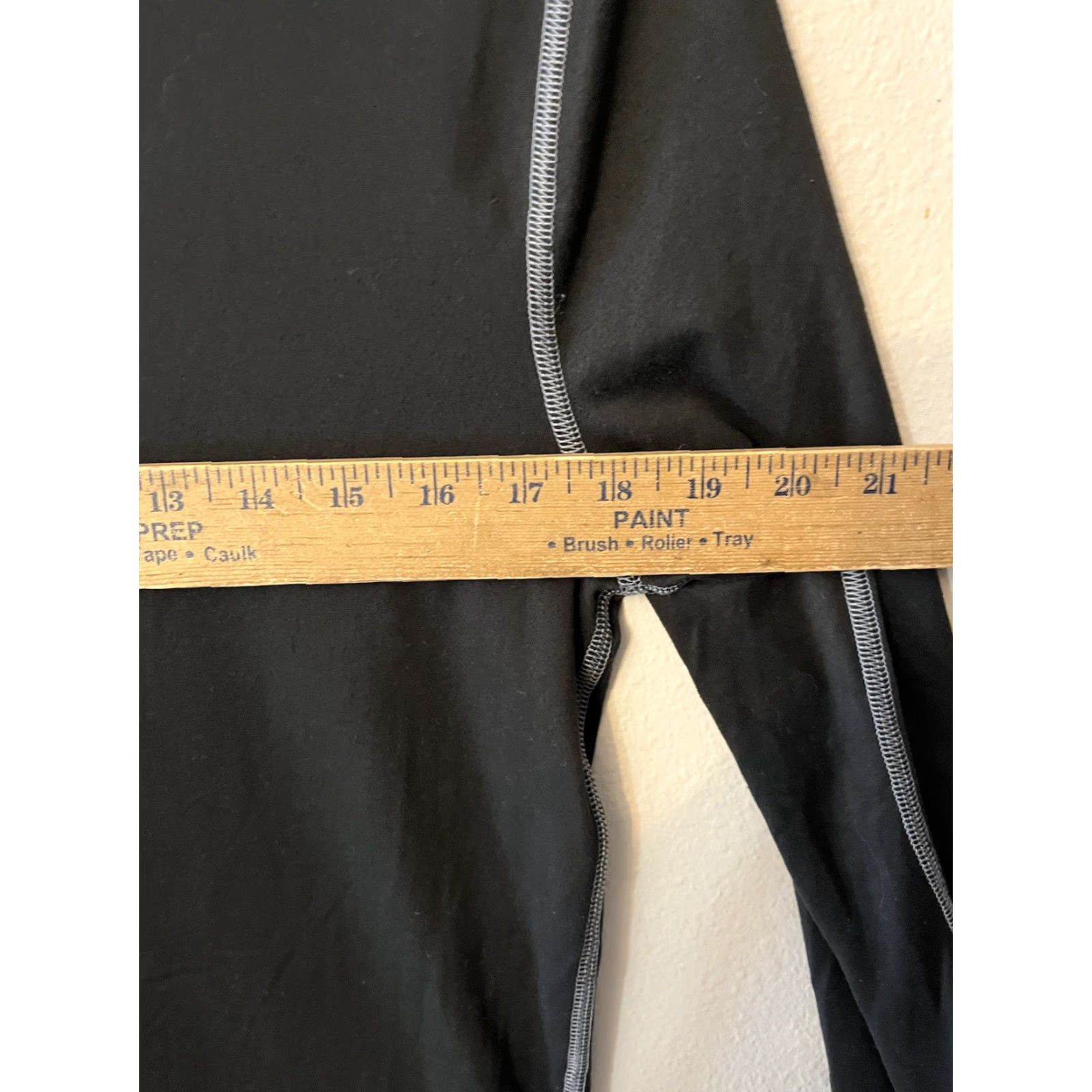 Reebok Reebok Men's Long Sleeve Base Layer Compression Shirt Black M Size US M / EU 48-50 / 2 - 5 Thumbnail