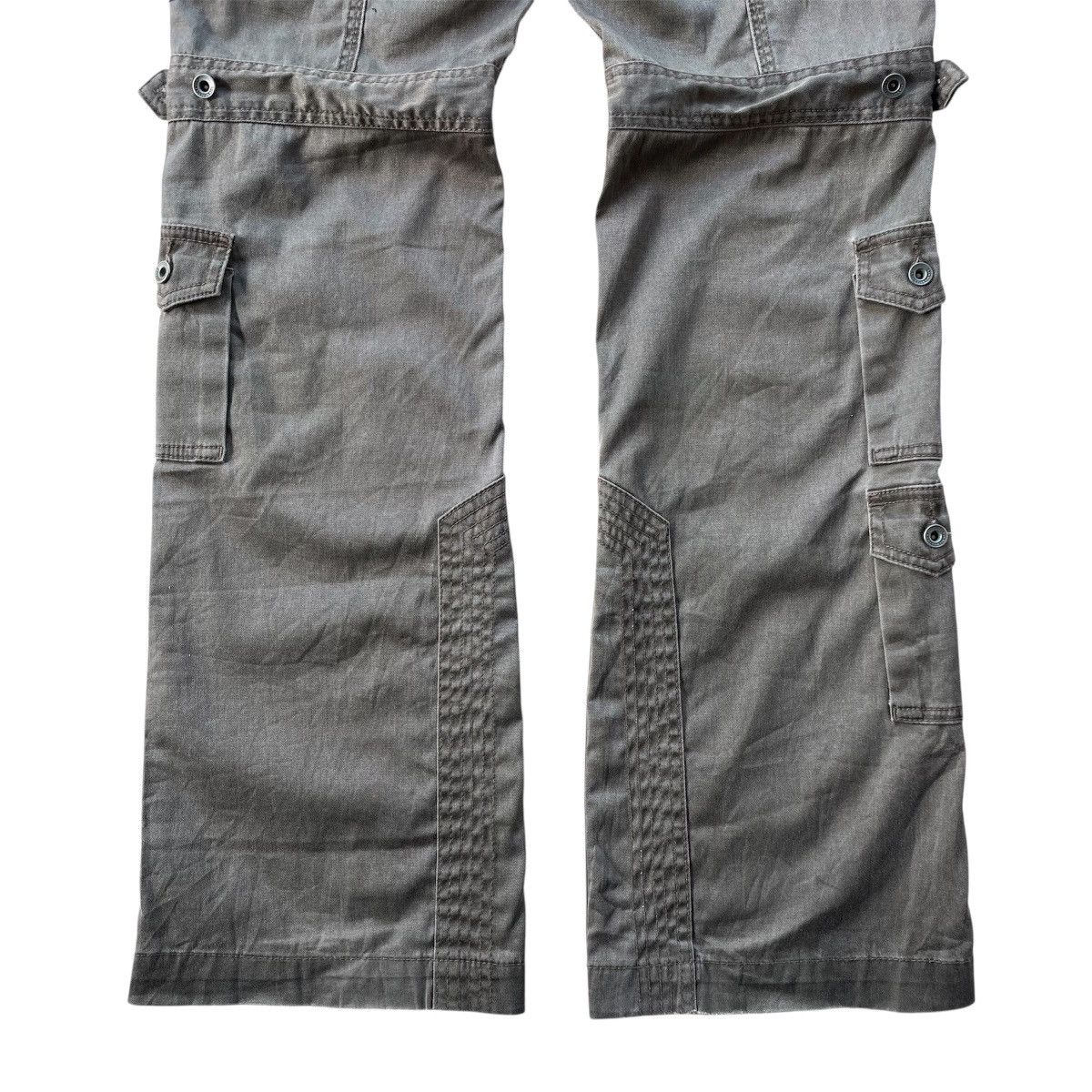 If Six Was Nine 2000s NCFM - Flare Bondage Multipocket Cargo Pants Size US 33 - 11 Thumbnail