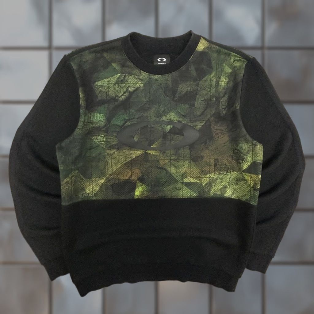 Oakley Oakley Sweatshirt Mens XL Black Camo Performance Fit Crewneck Logo Graphic Print Pullover Knitted Knit Regular Sleeve Boys Mens to Adults? Size US XL / EU 56 / 4 - 1 Thumbnail