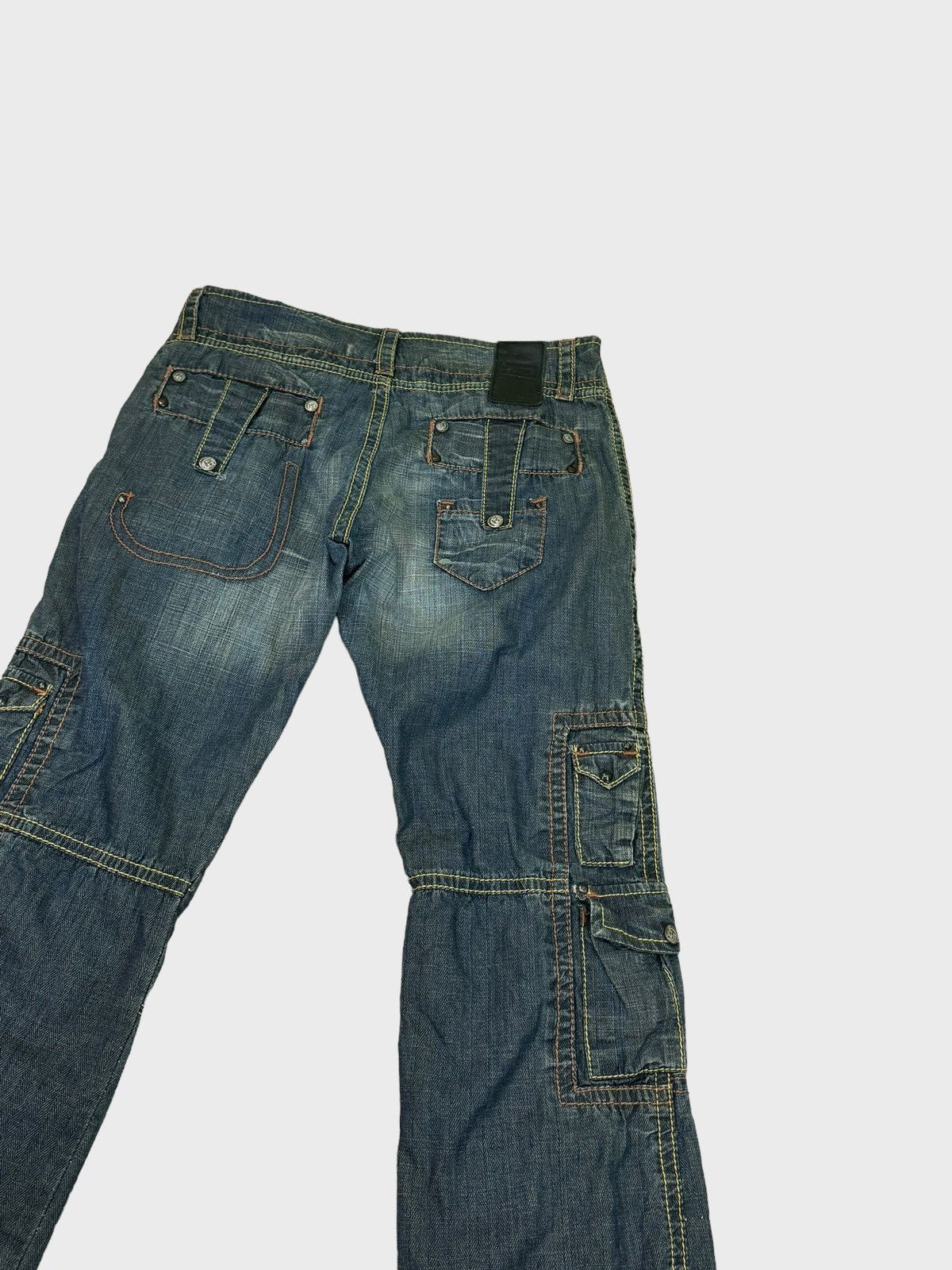 Japanese Brand EVOLUTION CARGO MULTIPOCKET DISTRESSED DENIM Size US 31 - 11 Thumbnail