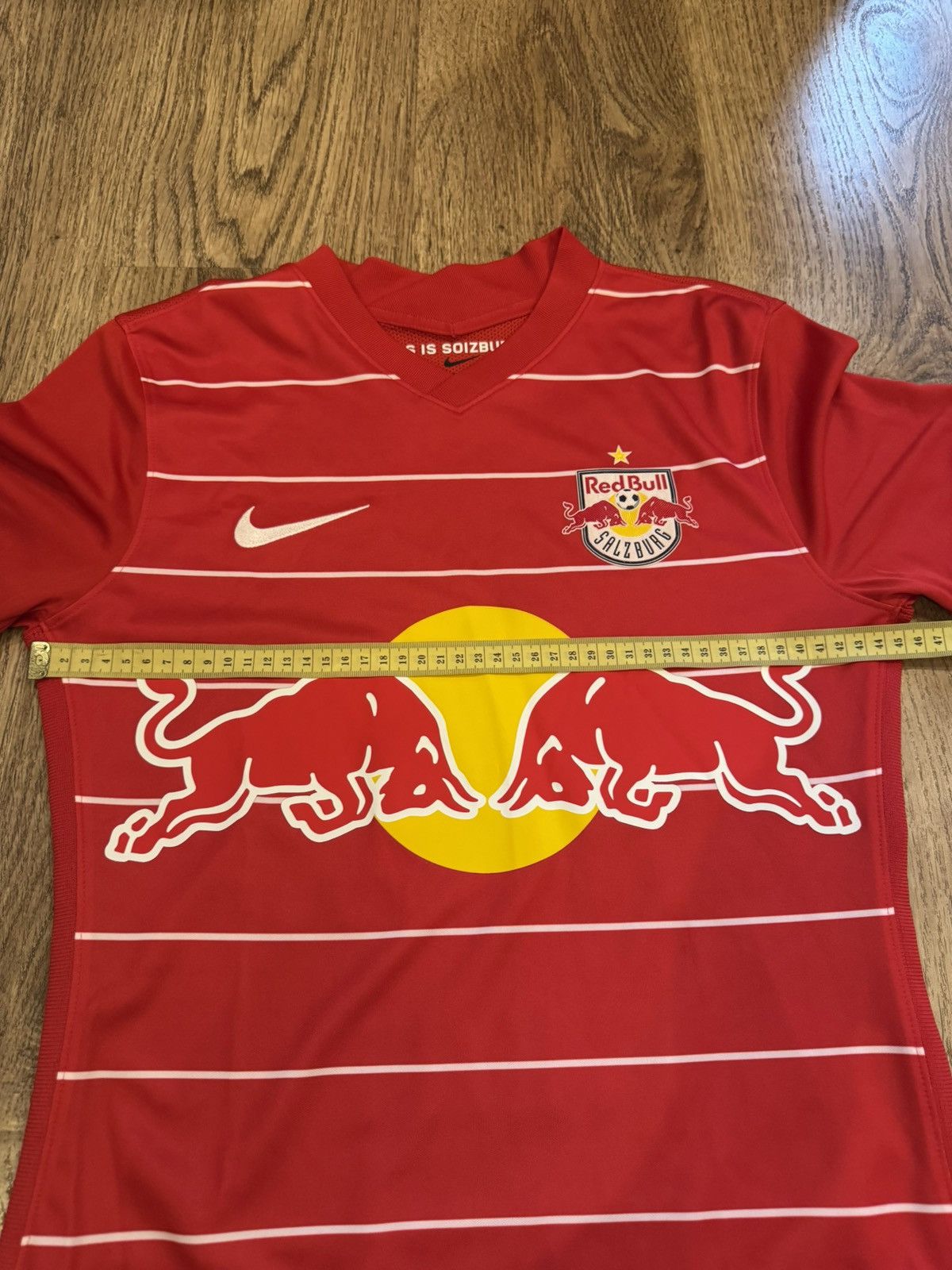 Nike RED BULL SALZBURG 2021-2022 FOOTBALL SHIRT SOCCER SIZE S Size US S / EU 44-46 / 1 - 3 Thumbnail