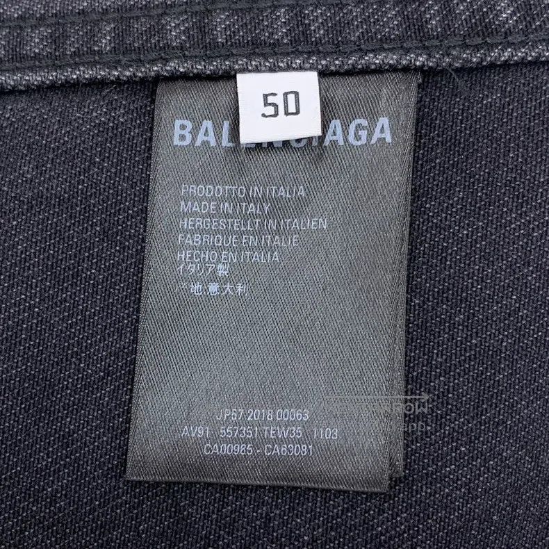 Balenciaga Balenciaga Black Logo Alphabet Embroidered Distressed Cott Size US M / EU 48-50 / 2 - 6 Thumbnail