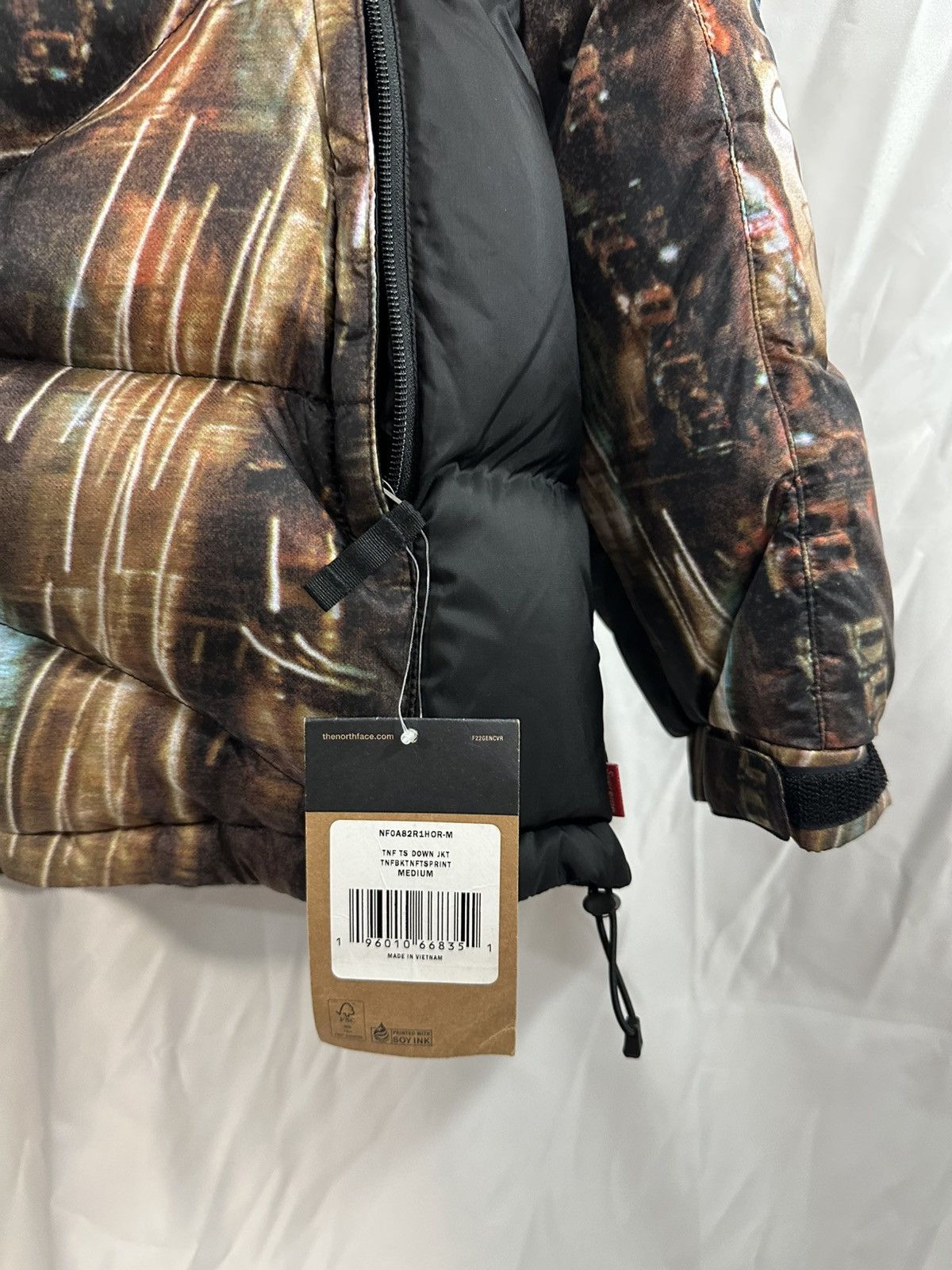 Supreme × The North Face Supreme X The North face bomber Size US M / EU 48-50 / 2 - 3 Thumbnail