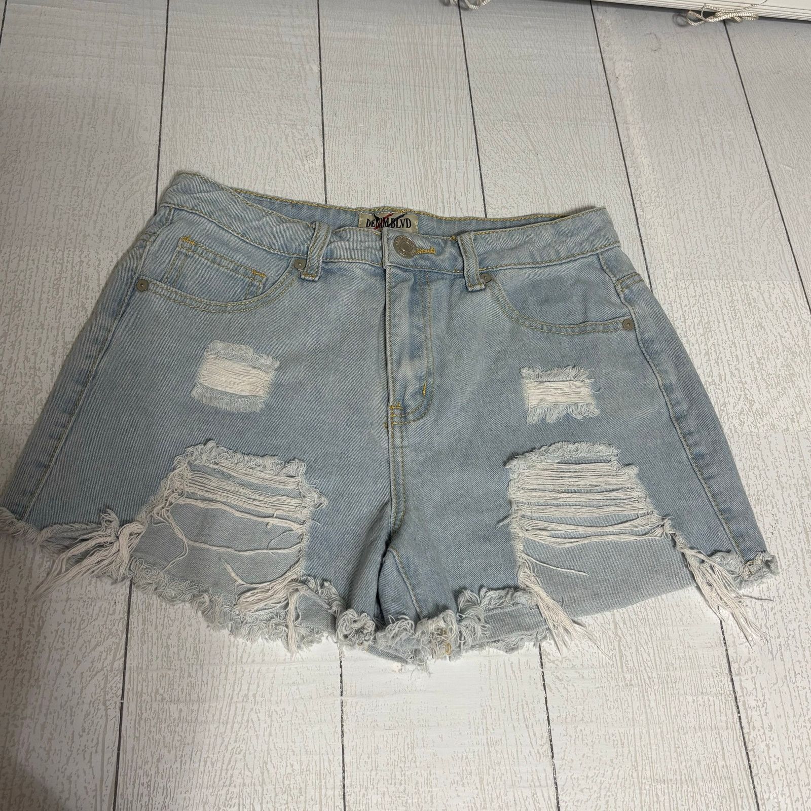 Other Denim Blvd Blue Light Wash Distressed Shorts Size Small Size 27" / US 4 / IT 40 - 1 Thumbnail