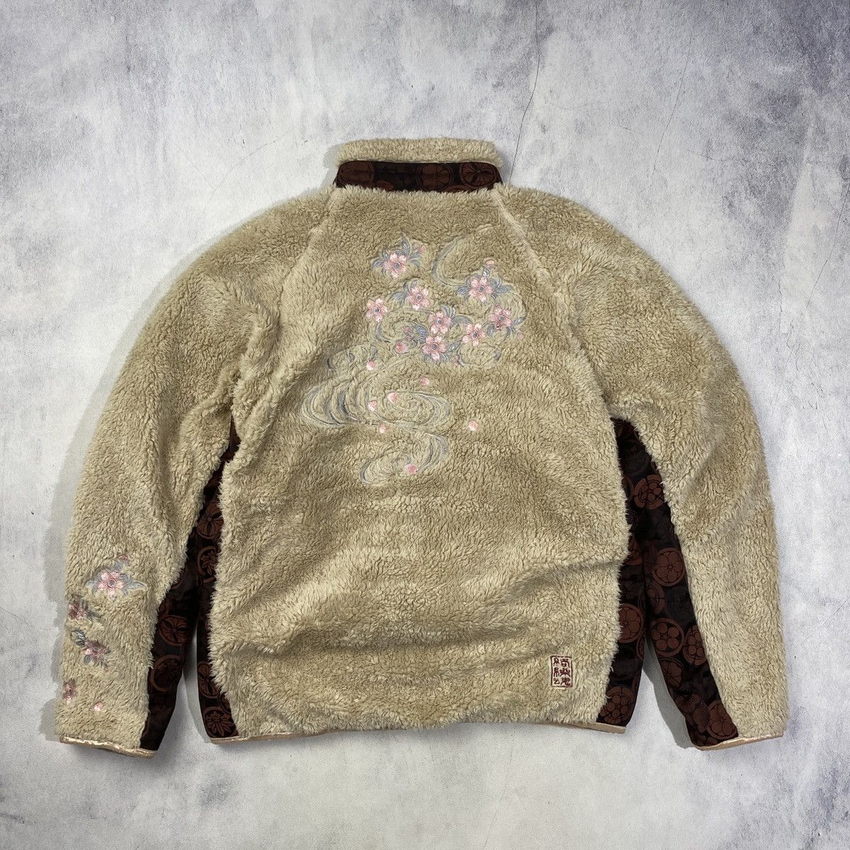 Japanese Brand Karakuri Tamashii Sakura Floral Embroidery Boa Fleece Jacket Size US XL / EU 56 / 4 - 10 Thumbnail