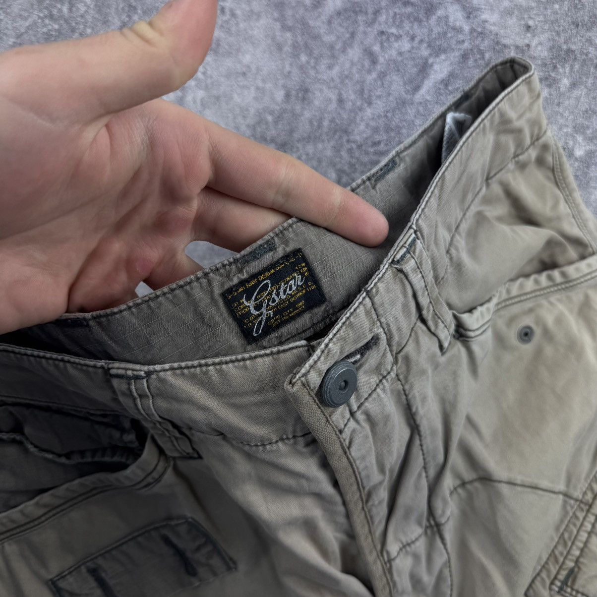 G-Star G-Star big logo mens cargo shorts Size US 31 - 10 Thumbnail