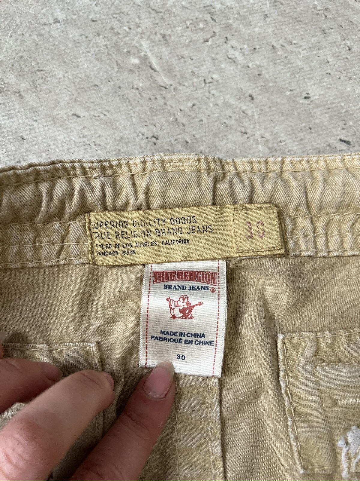 True Religion True religion long rap cargo shorts y2k stylle Size US 30 / EU 46 - 7 Thumbnail