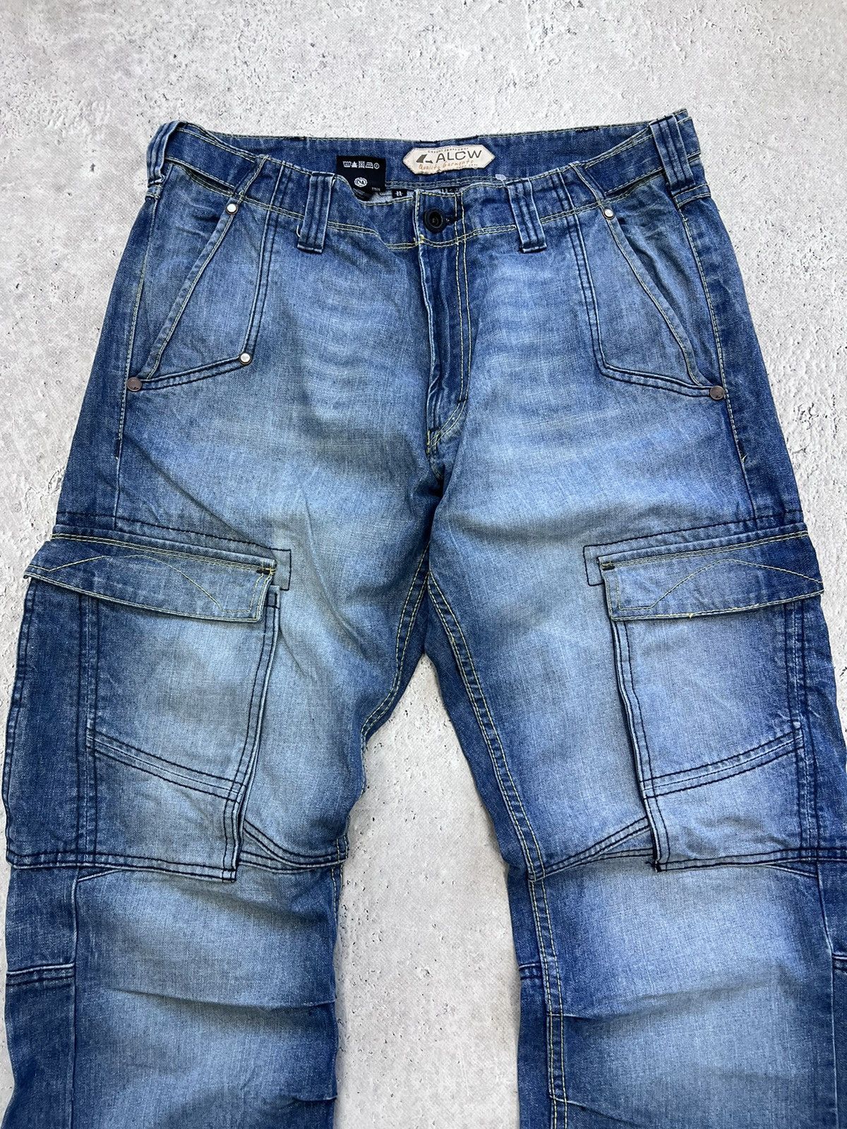 Issey Miyake × Japanese Brand × Tete Homme 2000s Tete Home Multipocket Bondage Cargo Pants Size US 35 - 7 Thumbnail