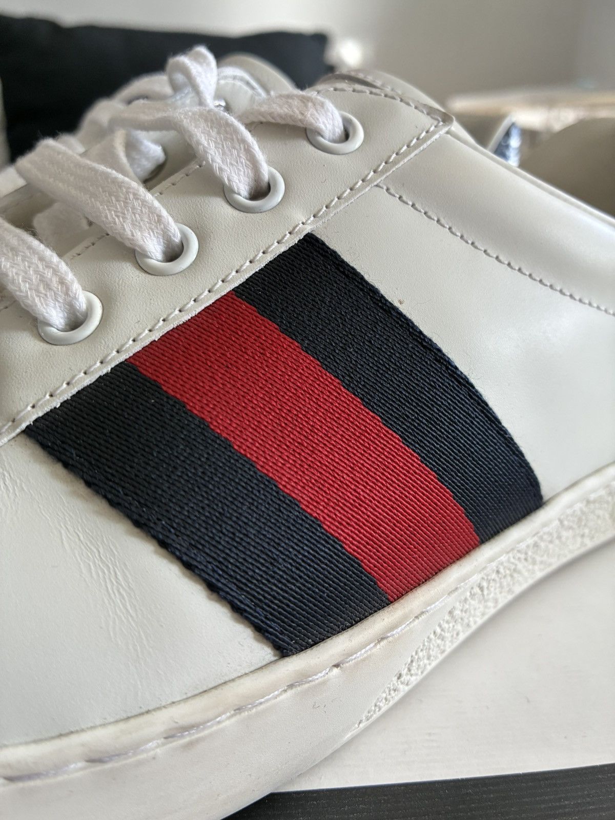 Gucci Gucci Ace Classic Leather Sneaker Size US 10 / EU 43 - 3 Thumbnail