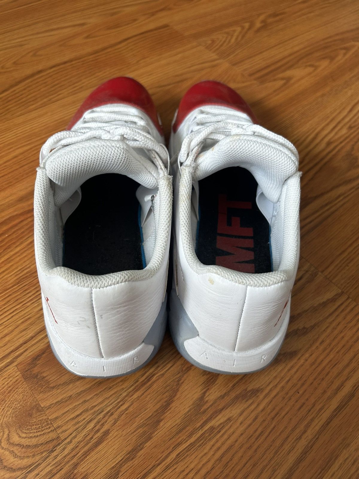 Jordan Brand Cherry Jordan 11’s CMFT Low Size US 12 / EU 45 - 5 Thumbnail