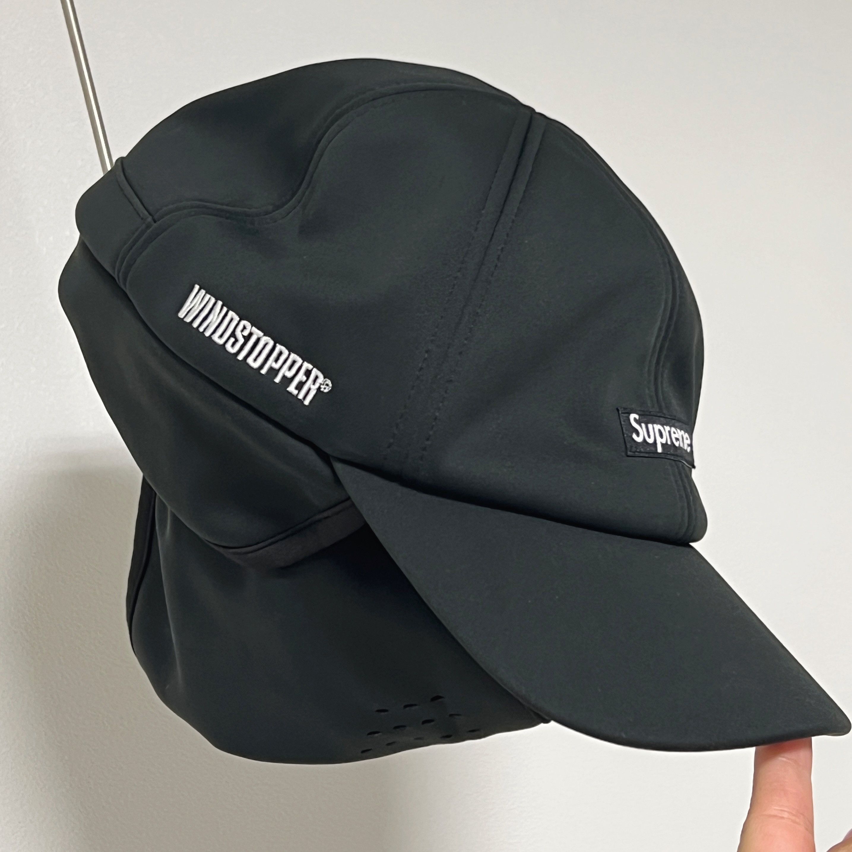 Supreme Supreme FW22 Windstopper Facemask 6-Panel Black Size ONE SIZE - 3 Thumbnail